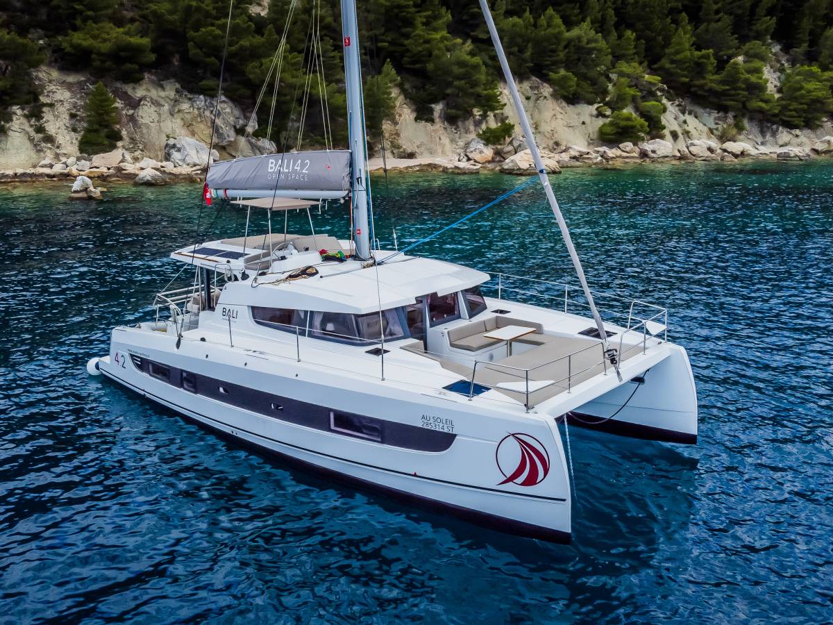Bali 4.2, Au Soleil | Yacht Charter Croatia