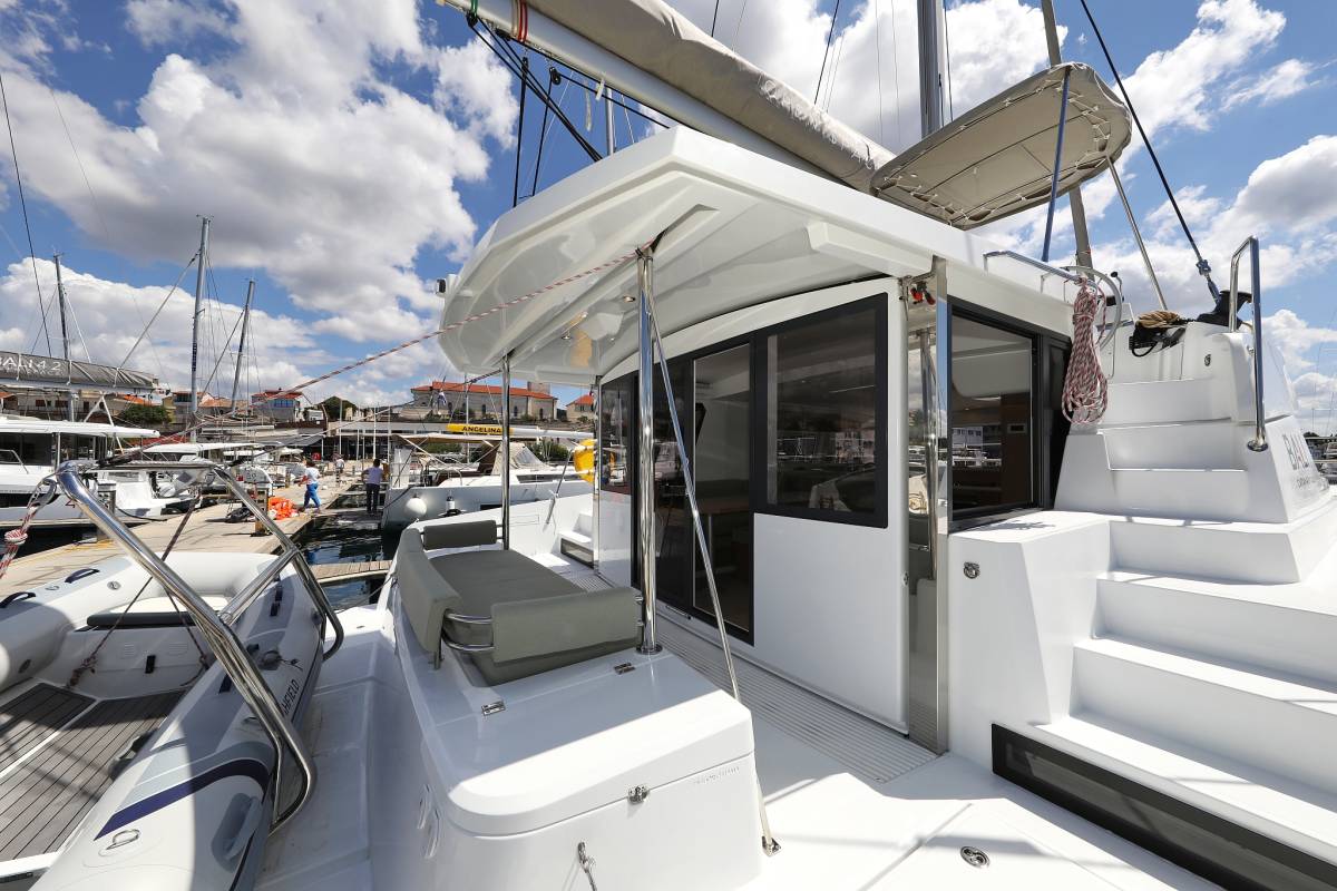 Bali 4.2, Mademoiselle | Yacht Charter Croatia