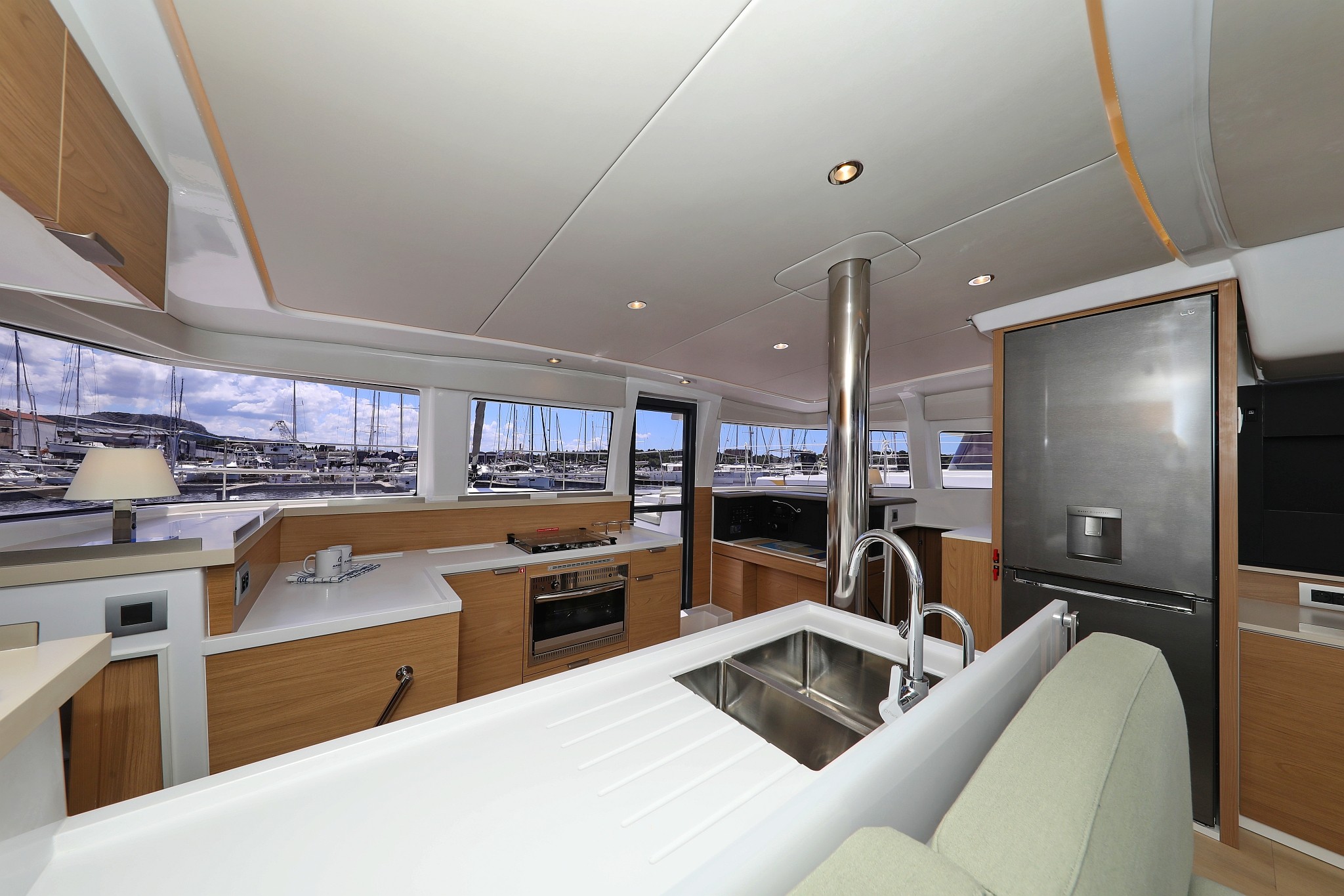 Bali 4.2, Kamla | Yacht Charter Croatia