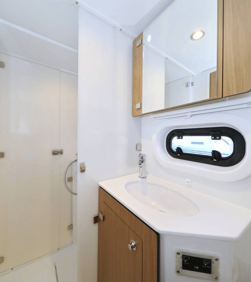 Bali 4.2, Kamla | Yachtcharter Kroatien