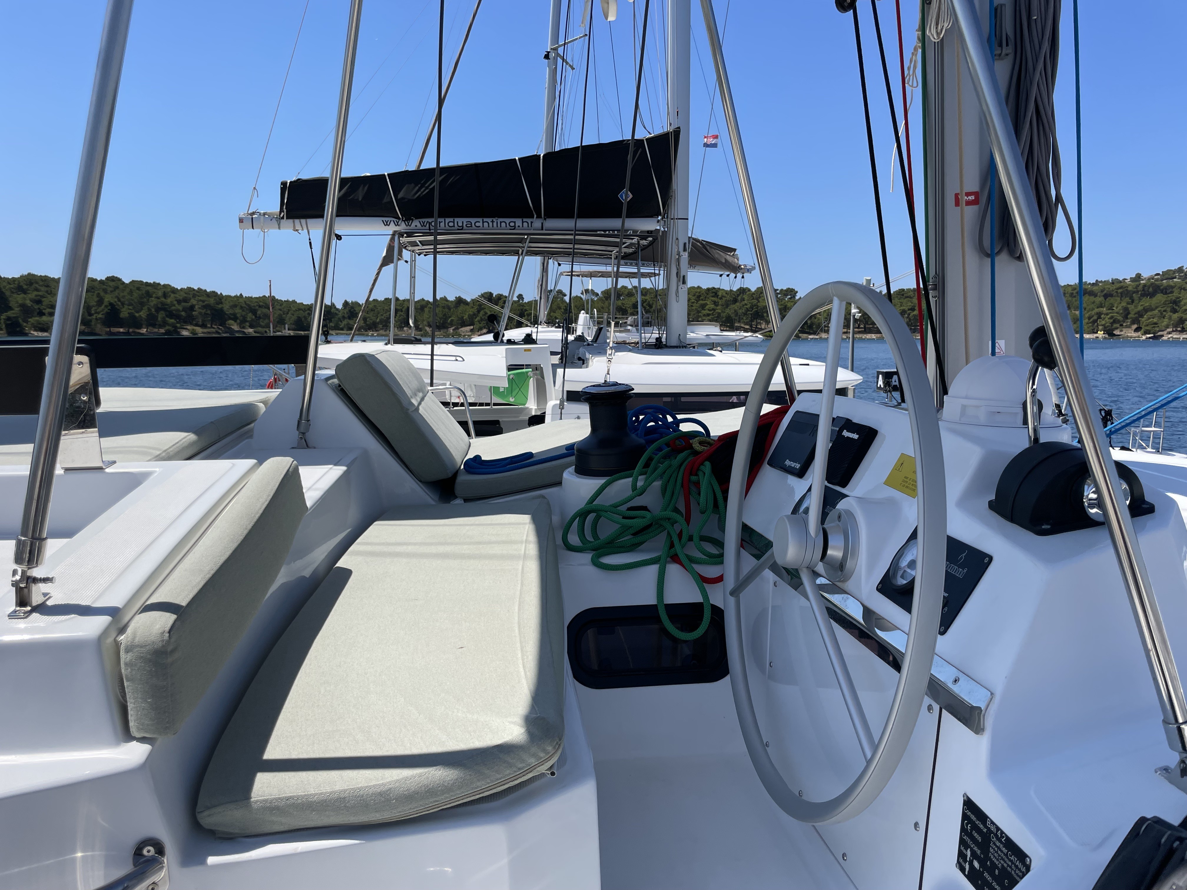 Bali 4.2, Jackpot | Yacht Charter Croatia