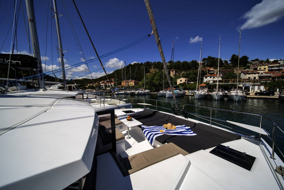 Bali 4.2, First Feeling | Yacht Charter Croatia