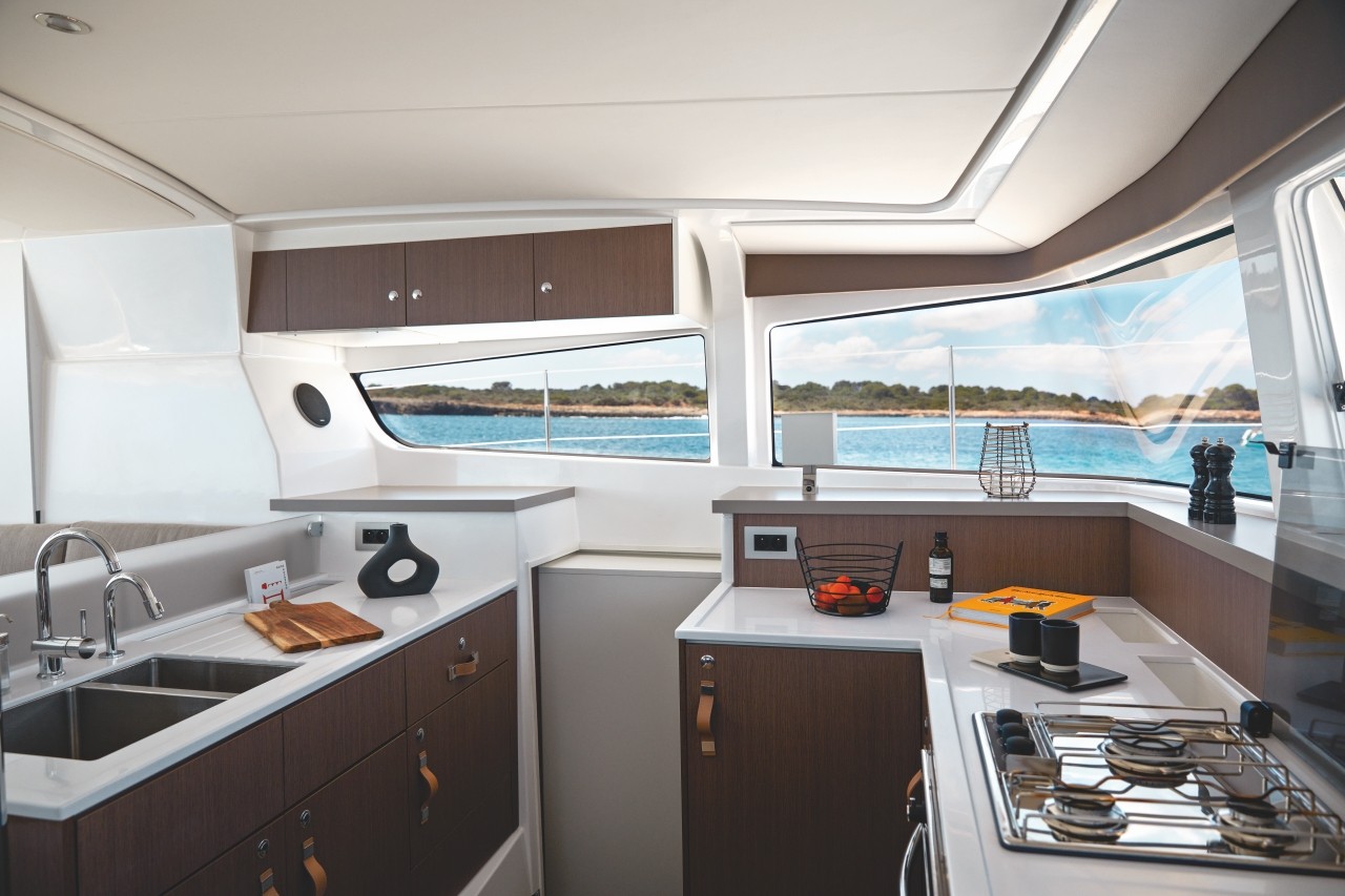 Bali 4.2, Merlot | Yachtcharter Kroatien