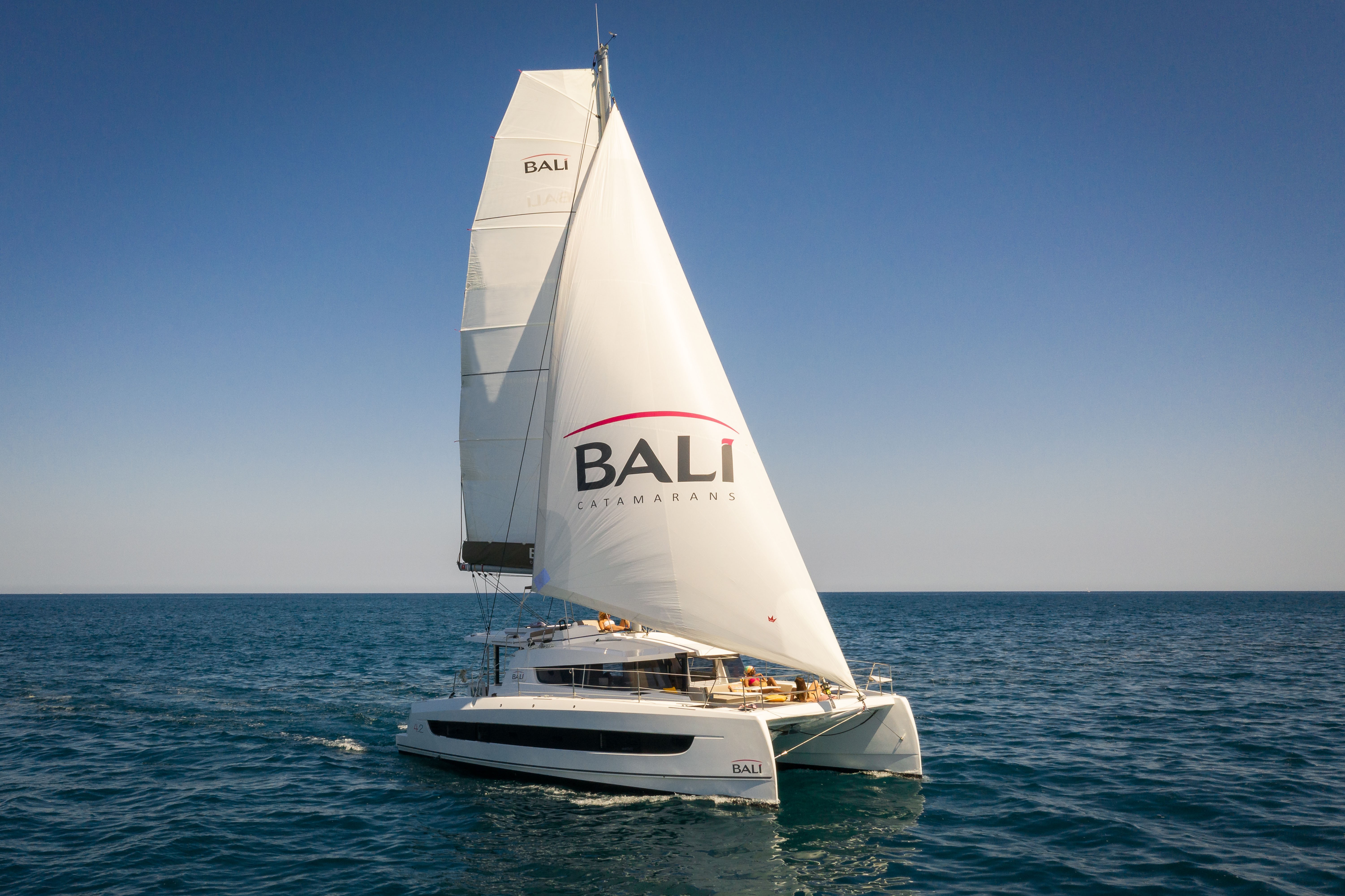 Bali 4.2, Zinfandel | Yacht Charter Croatia