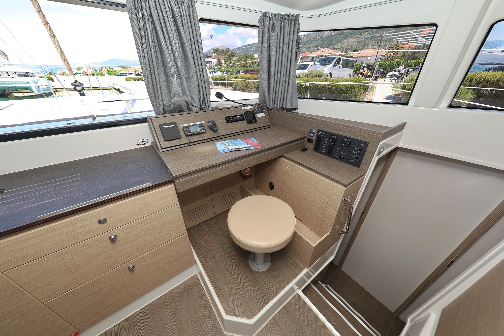 Bali 4.3, Summer Loft | Yacht Charter Croatia