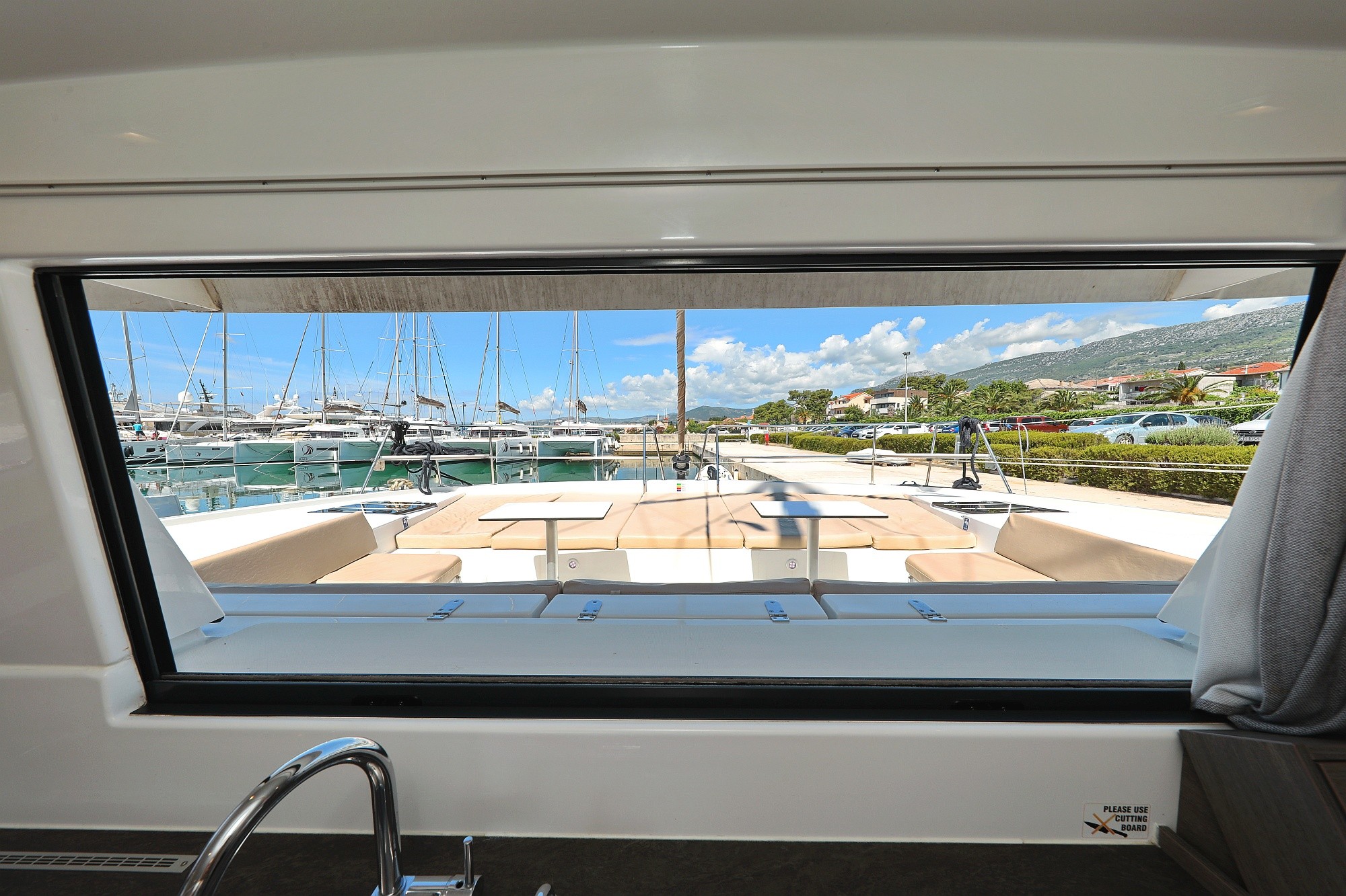 Bali 4.3, Summer Loft | Yacht Charter Croatia
