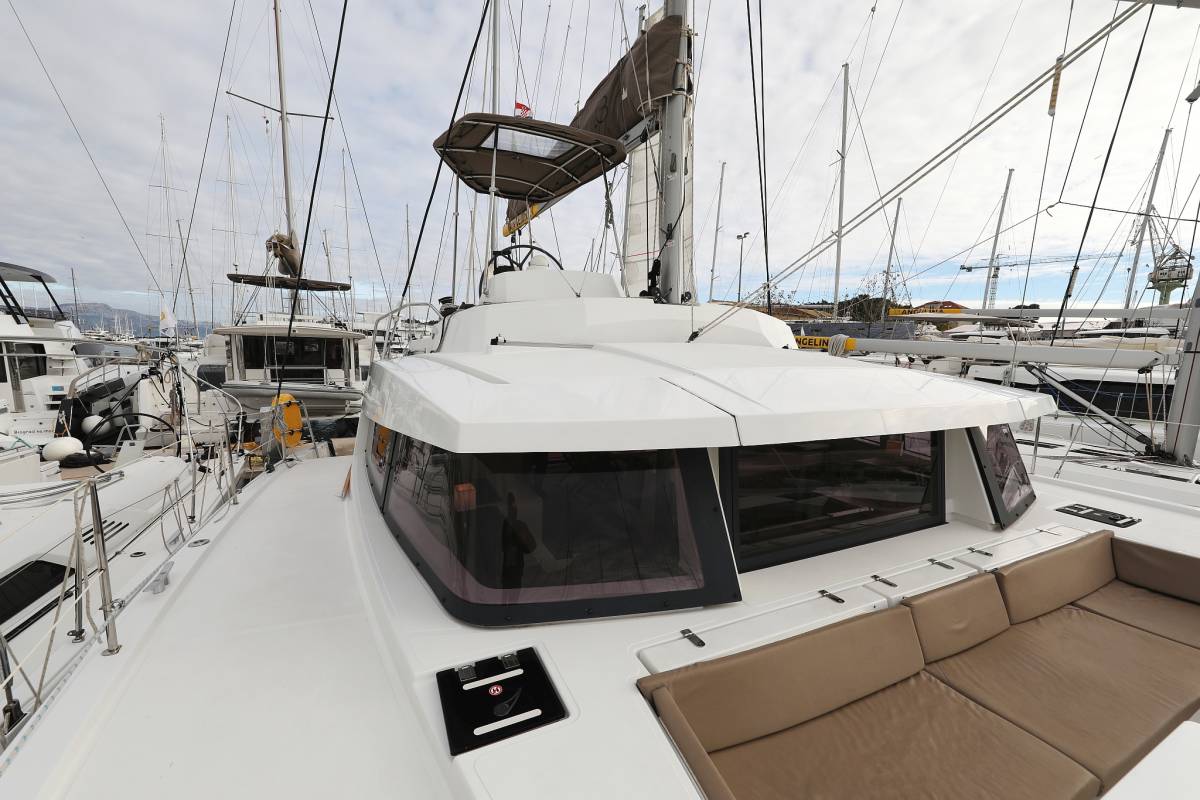 Bali 4.3, Tisia | Noleggio di Yacht Croazia