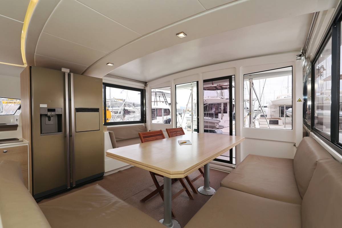 Bali 4.3, Tisia | Noleggio di Yacht Croazia