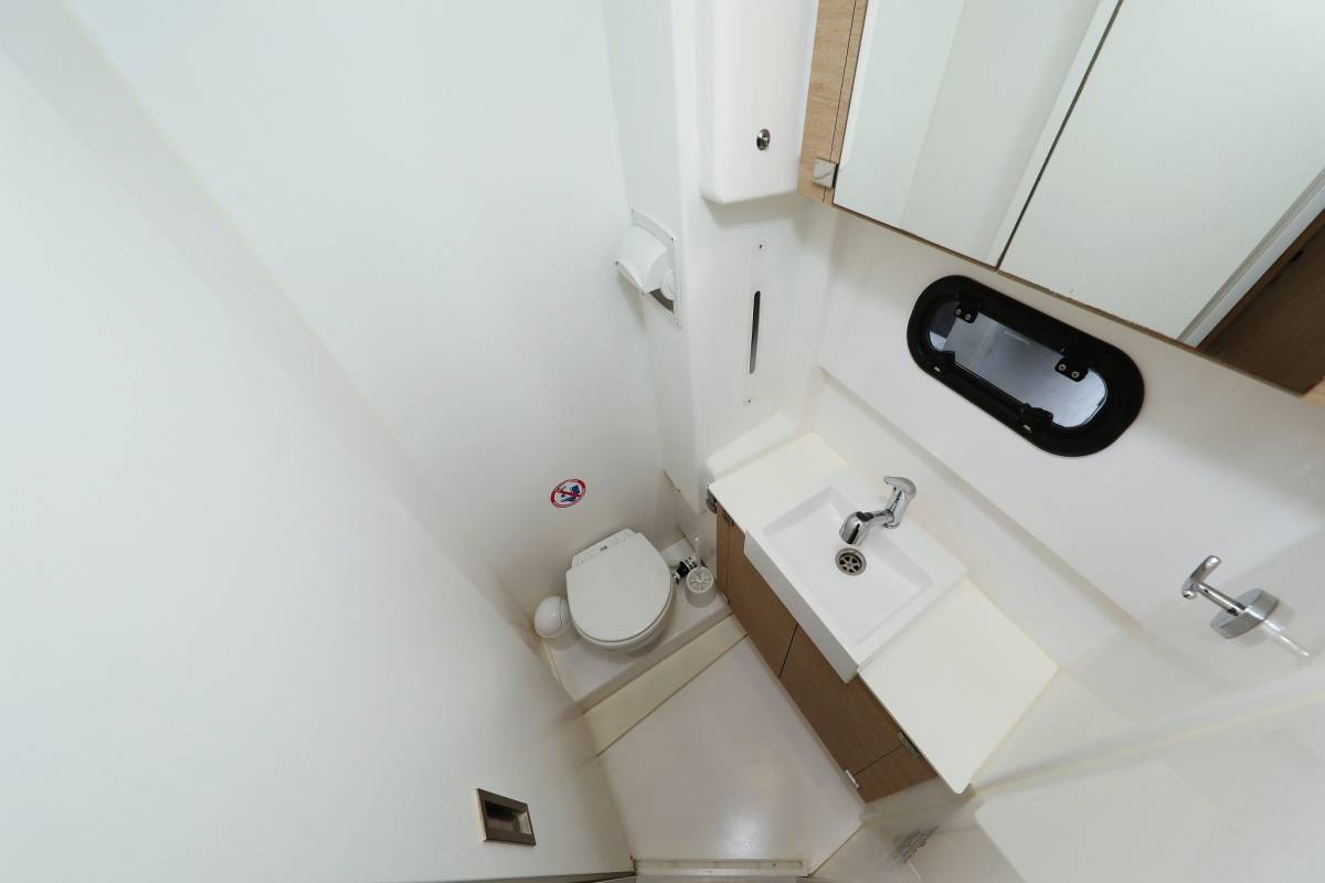 Bali 4.3, Tisia | Noleggio di Yacht Croazia