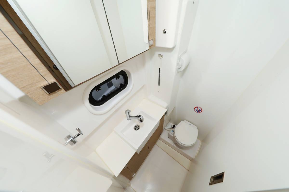Bali 4.3, Tisia | Noleggio di Yacht Croazia