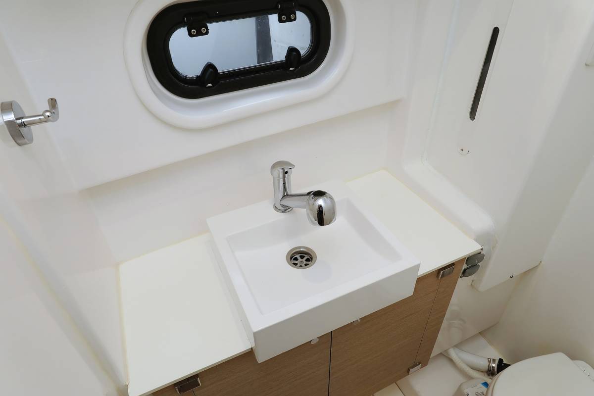 Bali 4.3, Tisia | Noleggio di Yacht Croazia
