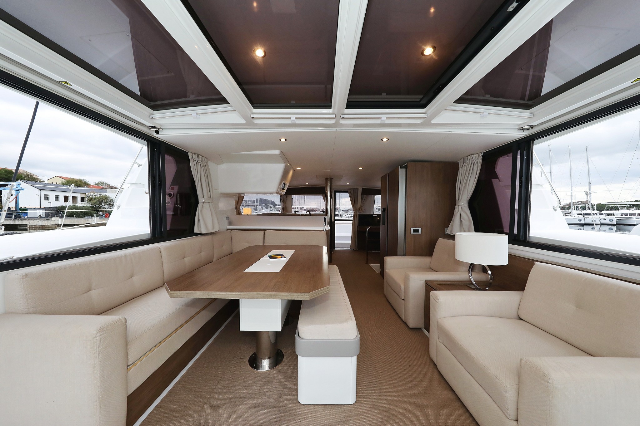 Bali 4.4, Apollo | Yacht Charter Croatia