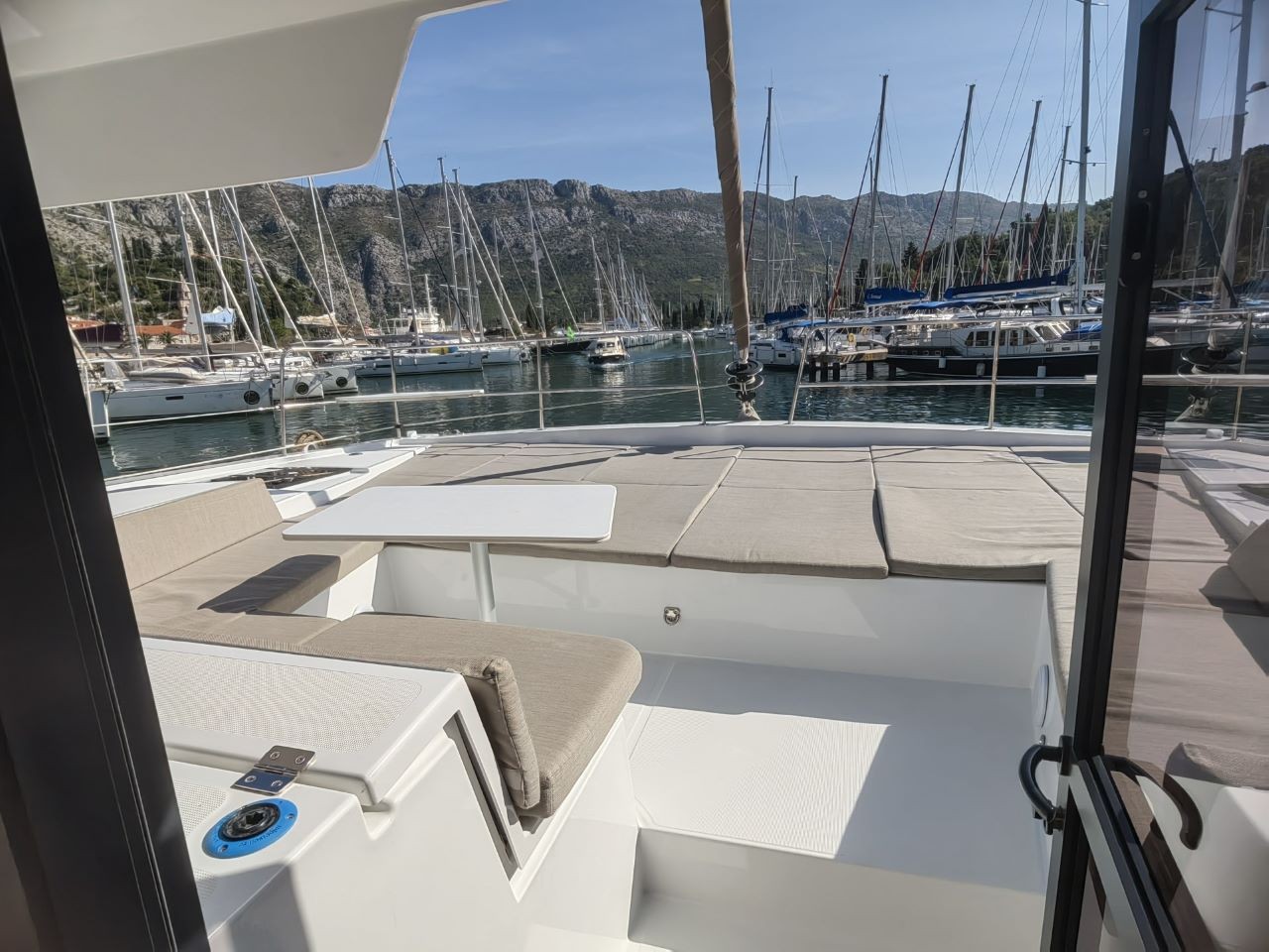 Bali 4.4, MADAME BLACK | Yacht Charter Croatia