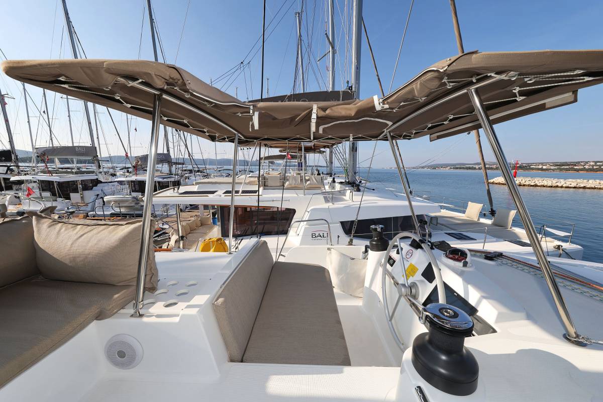 Bali 4.4, Trinity | Yachtcharter Kroatien