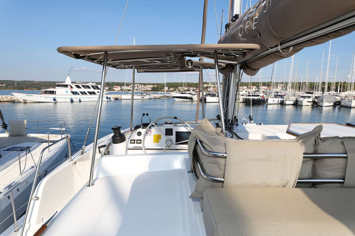 Bali 4.4, Trinity | Yachtcharter Kroatien