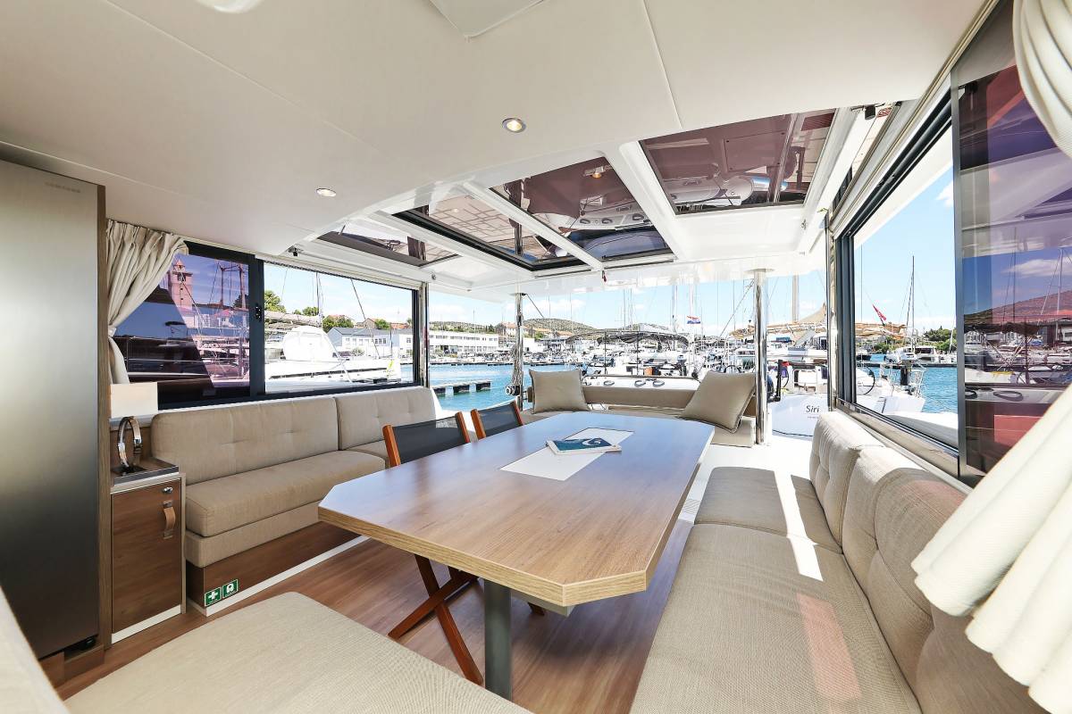 Bali 4.4, Algol | Yacht Charter Croatia