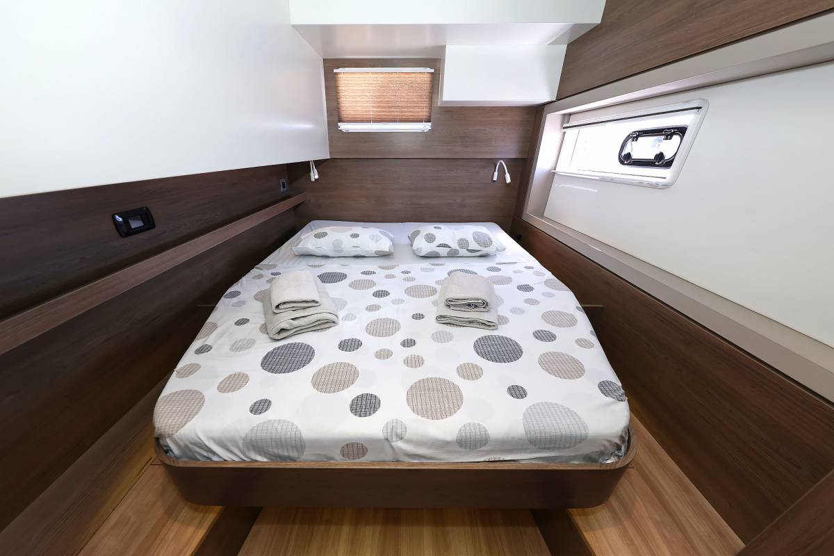 Bali 4.4, Algol | Yacht Charter Croatia