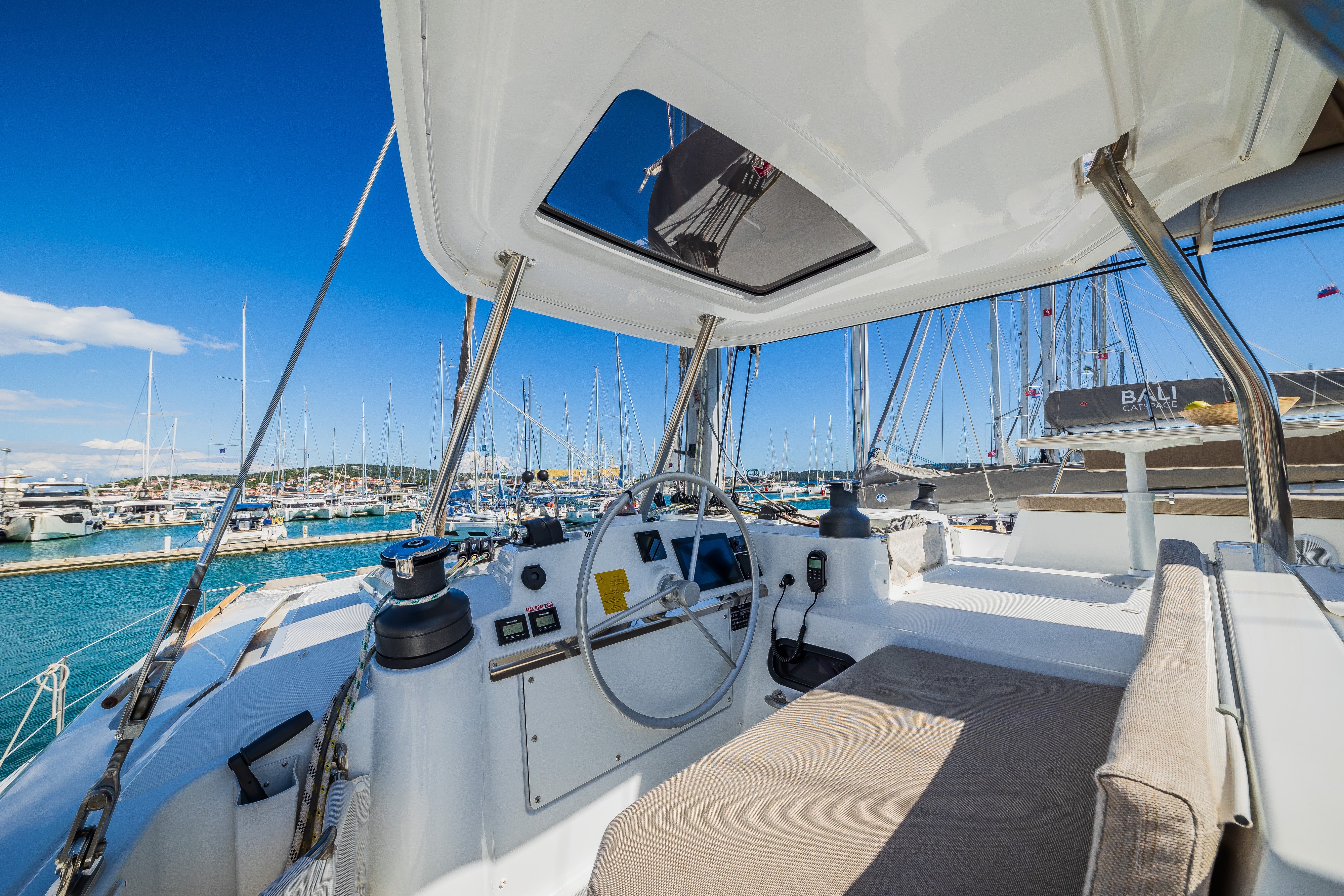 Bali 4.4, Aloha I Ke Kai | Yacht Charter Croatia
