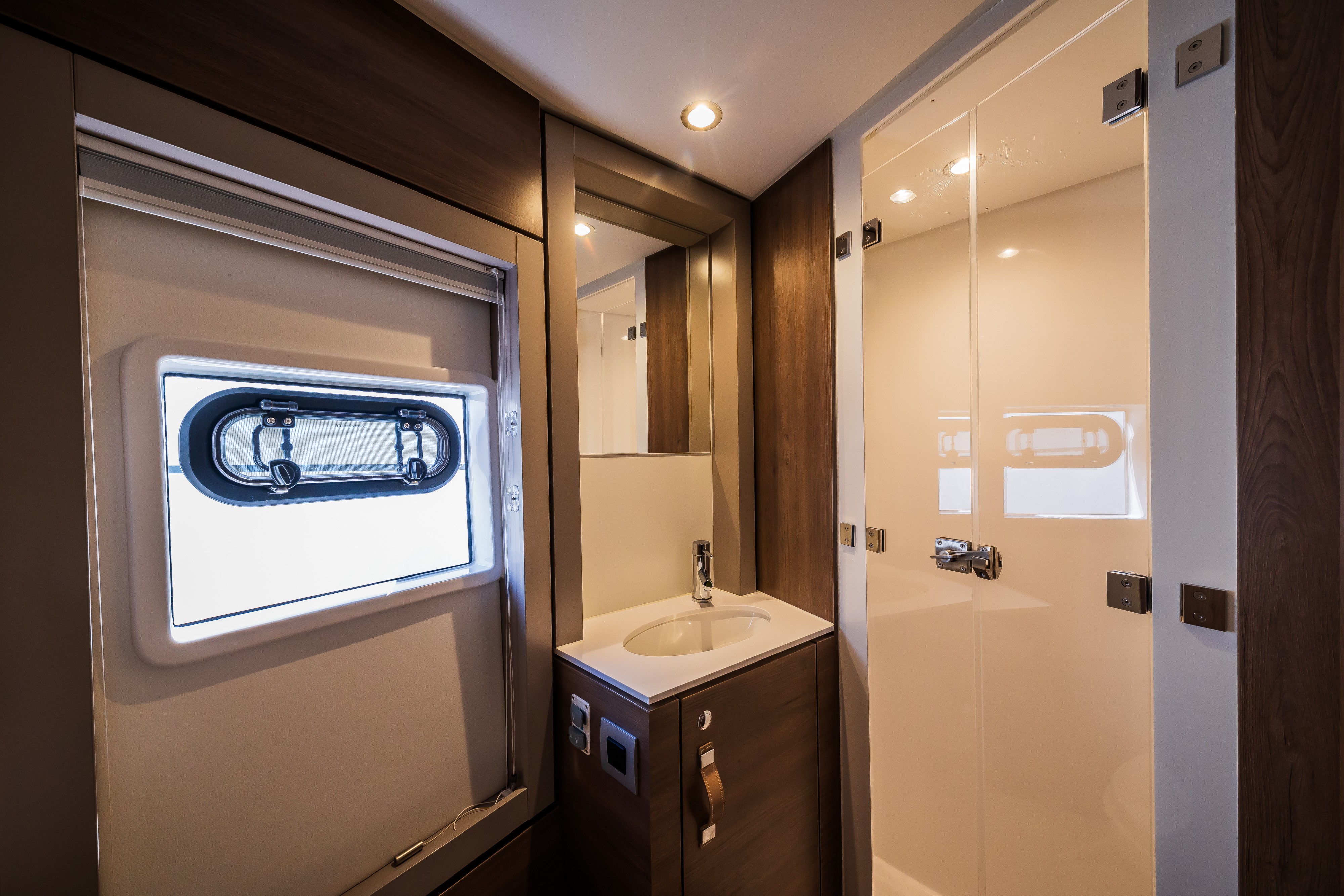 Bali 4.4, Aloha I Ke Kai | Yacht Charter Croatia