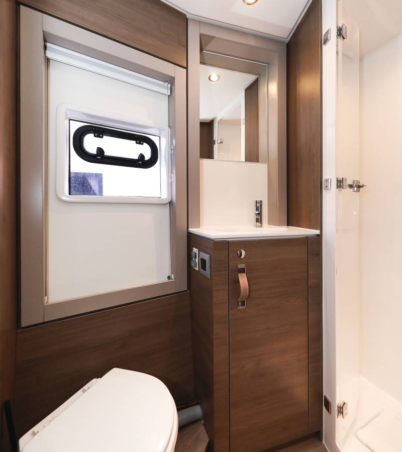 Bali 4.4, Calypso | Yacht Charter Croatia
