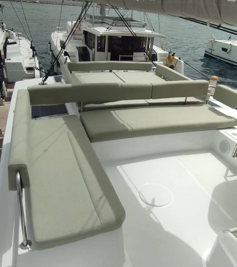 Bali 4.4, Imagination | Yacht Charter Croatia