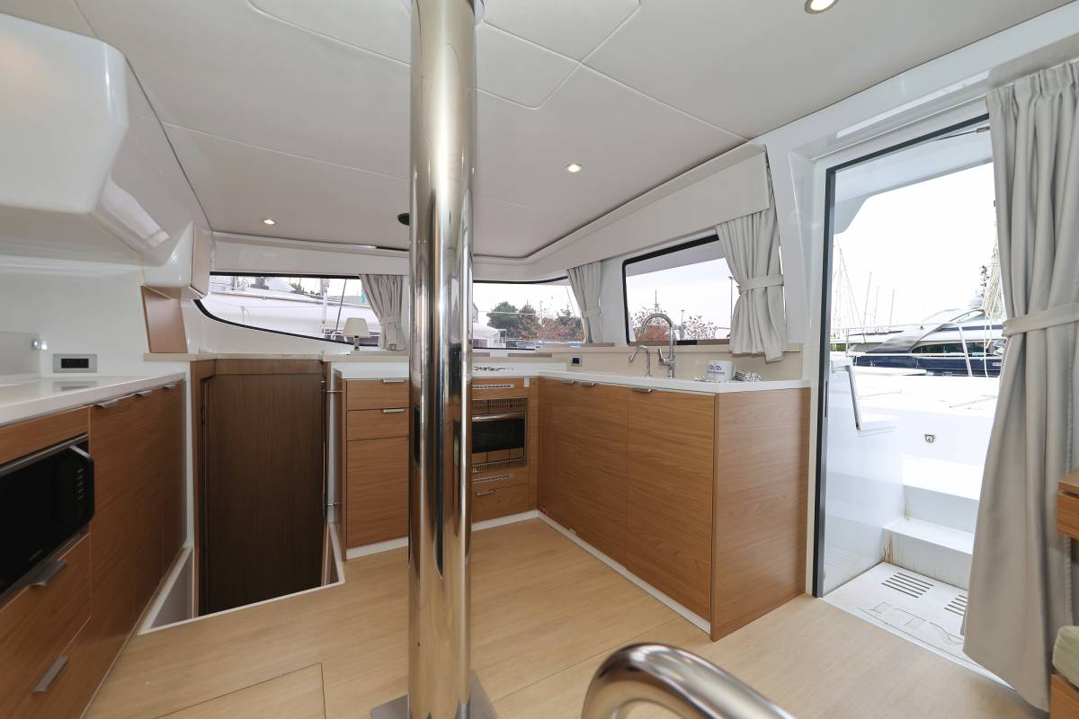 Bali 4.4, Imagination | Yacht Charter Croatia