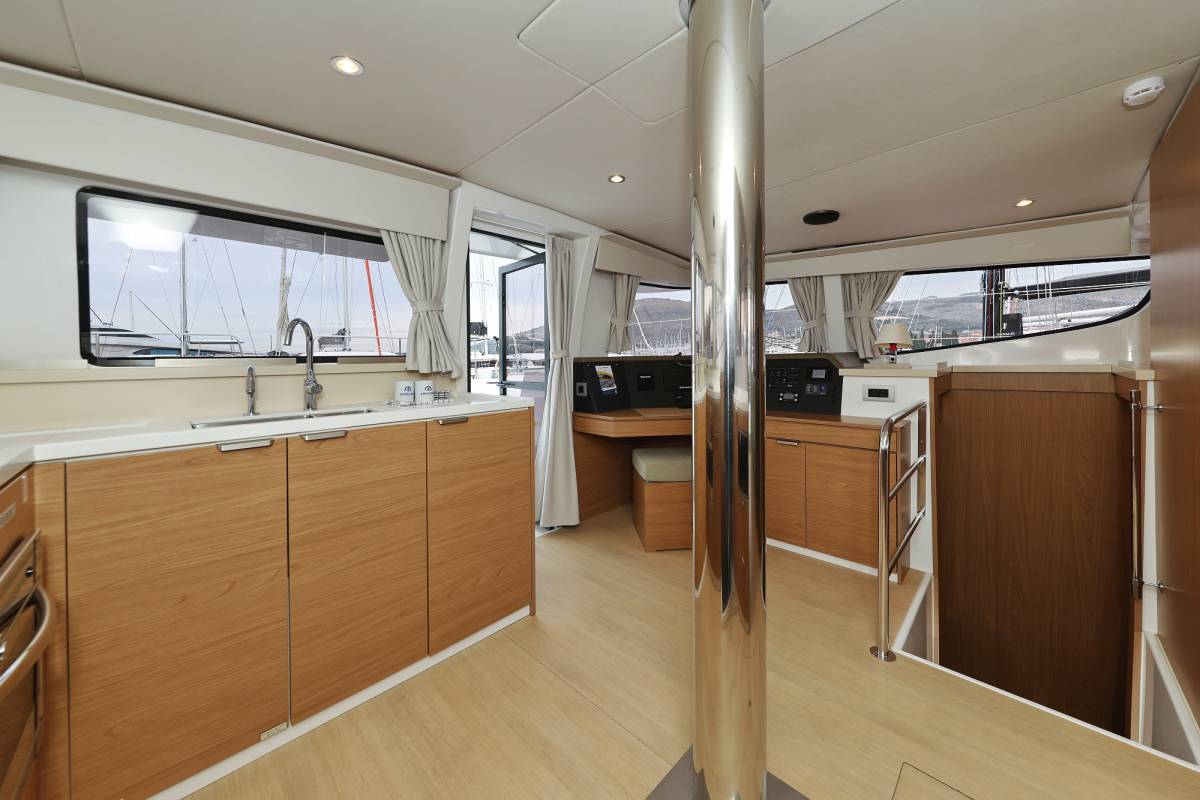 Bali 4.4, Imagination | Yacht Charter Croatia