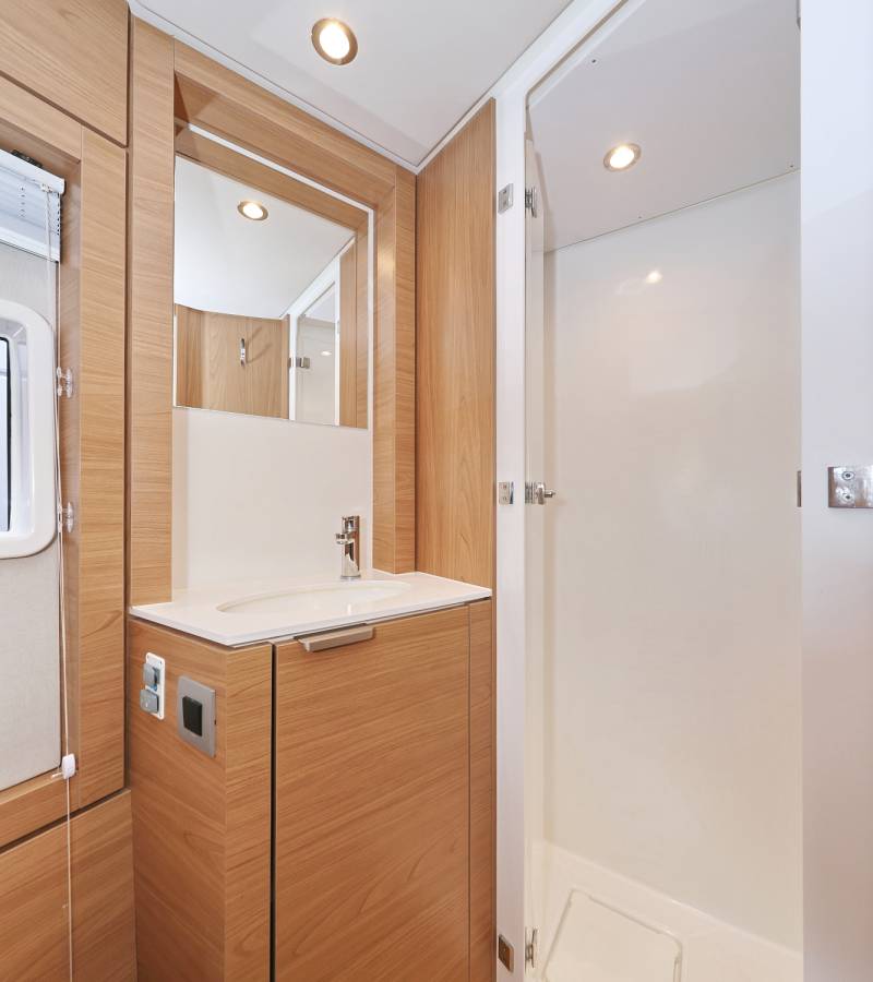 Bali 4.4, Imagination | Yacht Charter Croatia