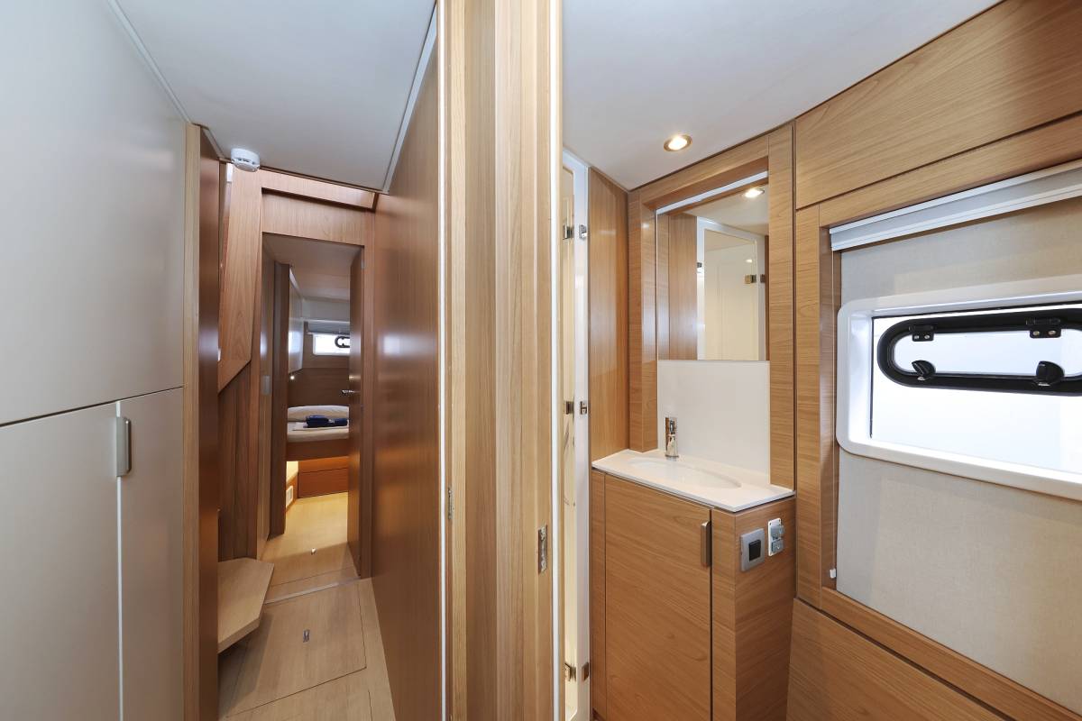 Bali 4.4, Imagination | Yacht Charter Croatia