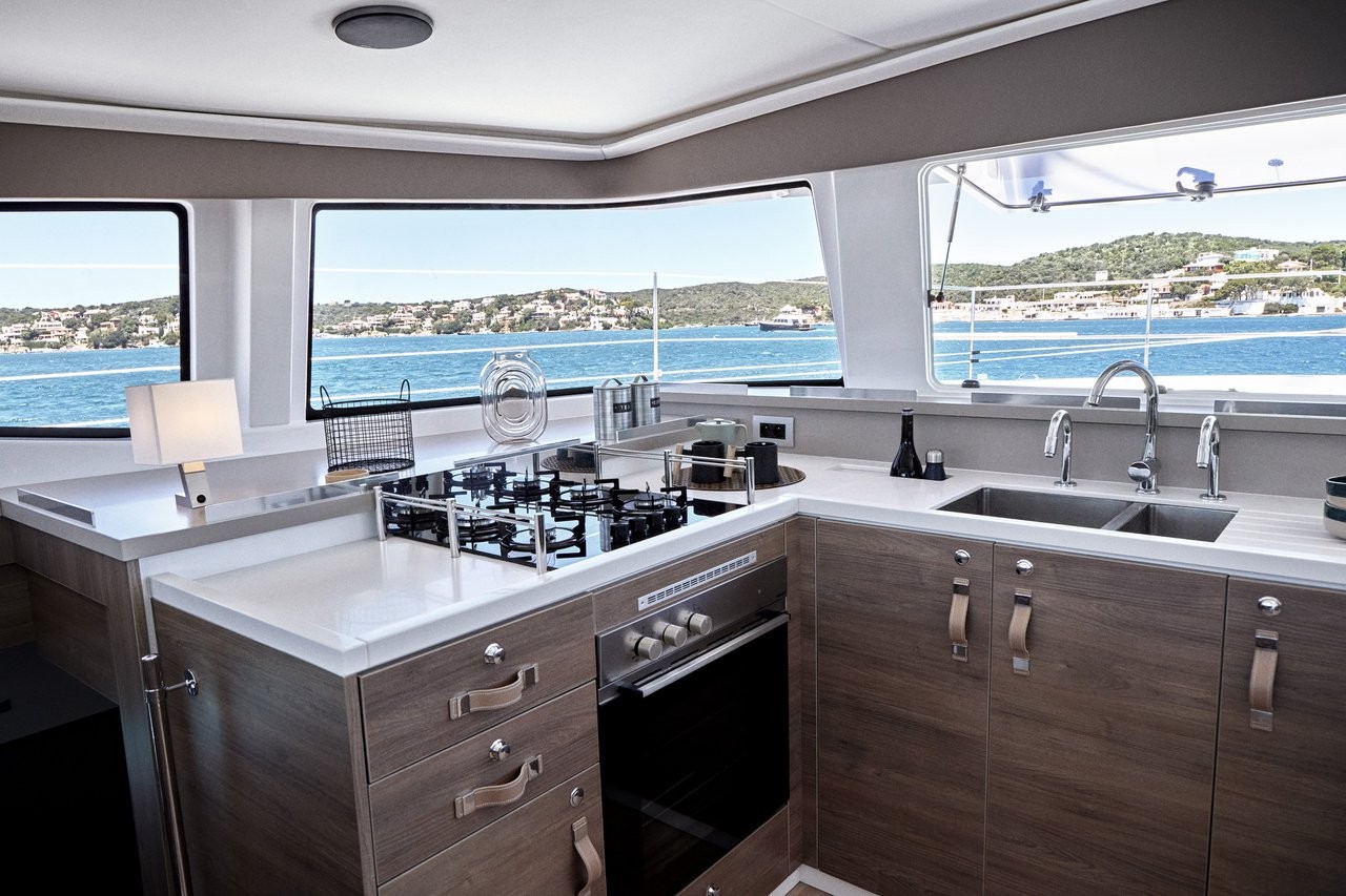 Bali 4.4, La Calma | Yacht Charter Croatia