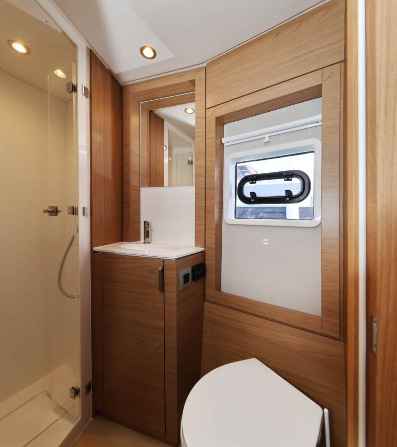 Bali 4.4, Breeze | Yacht Charter Croatia