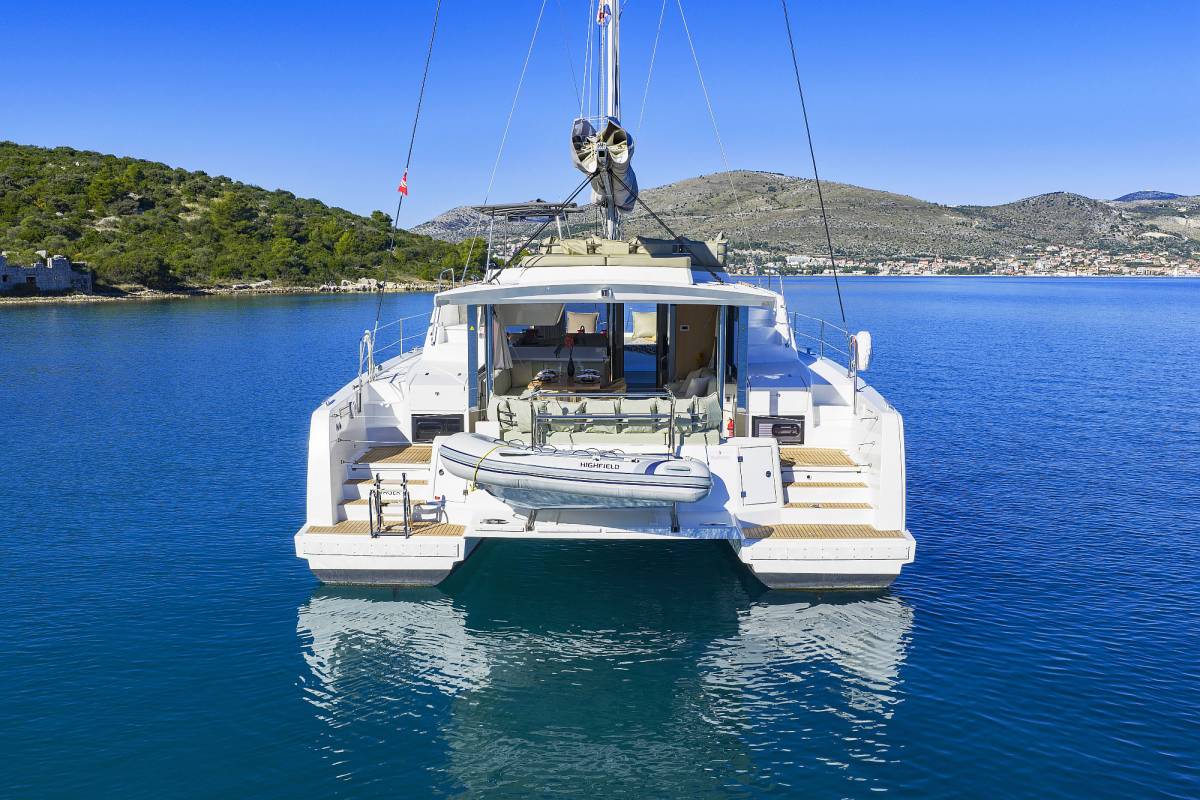Bali 4.4, Voyager | Yacht Charter Croatia