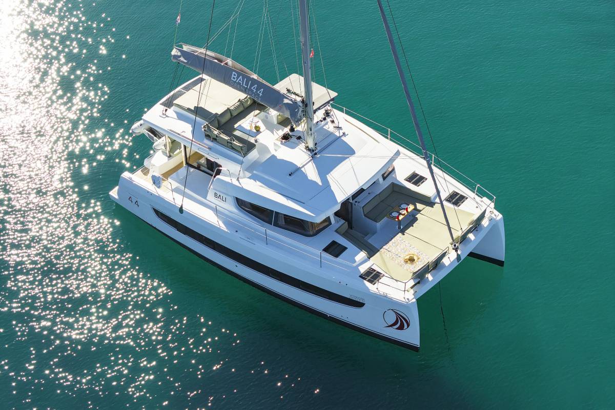 Bali 4.4, Voyager | Yacht Charter Croatia