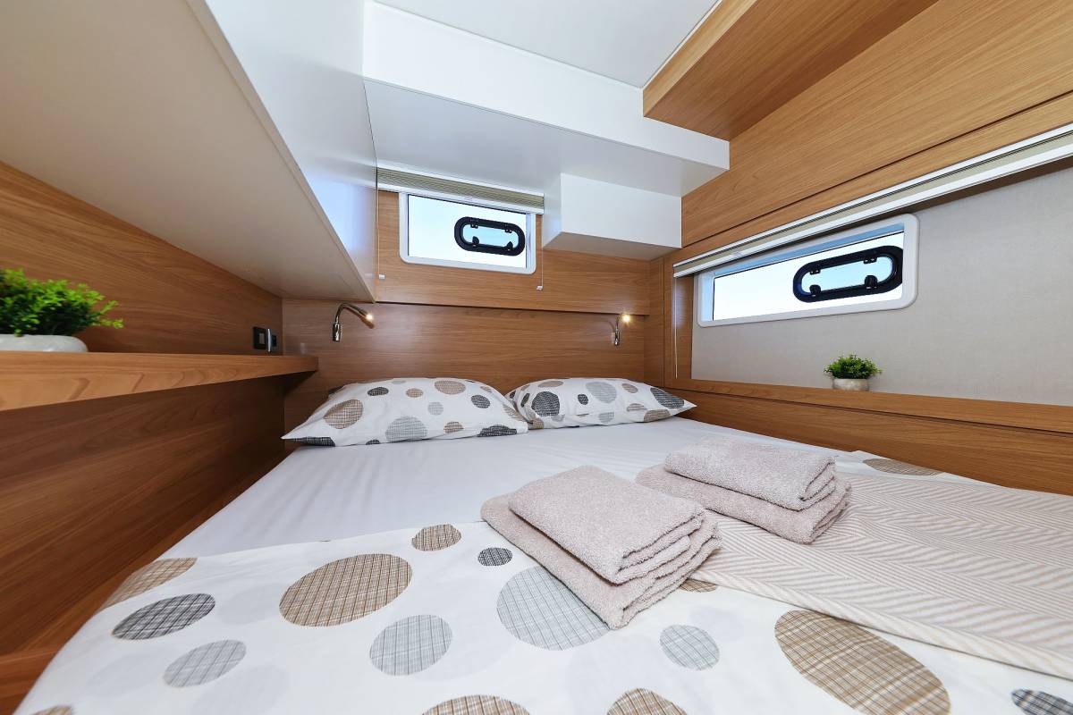 Bali 4.4, Voyager | Yacht Charter Croatia