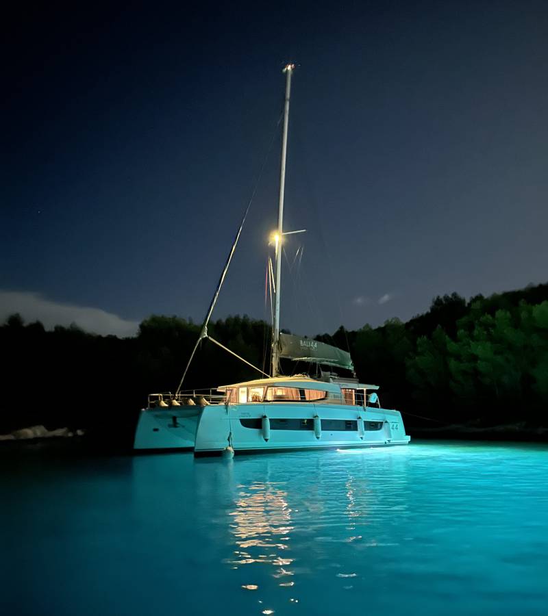 Bali 4.4, Thetis | Yacht Charter Croatia