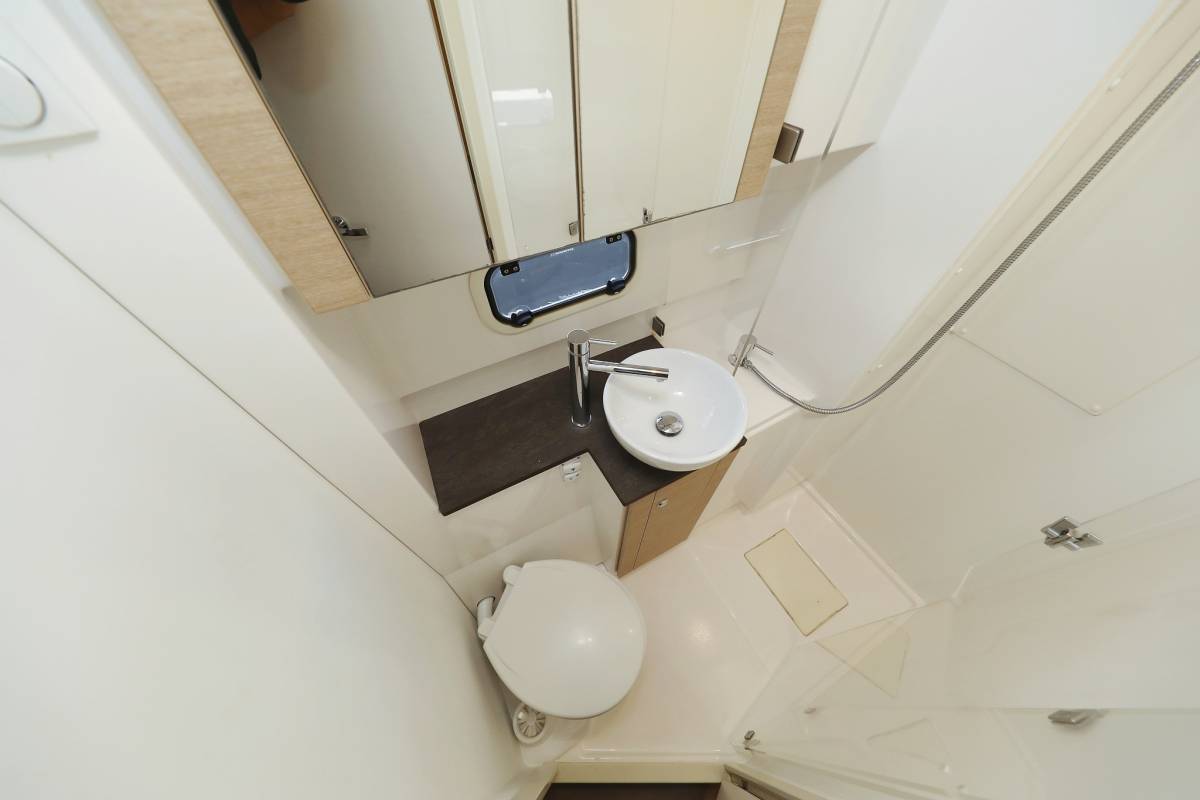 Bali 4.5, Karina V | Yacht Charter Croatia