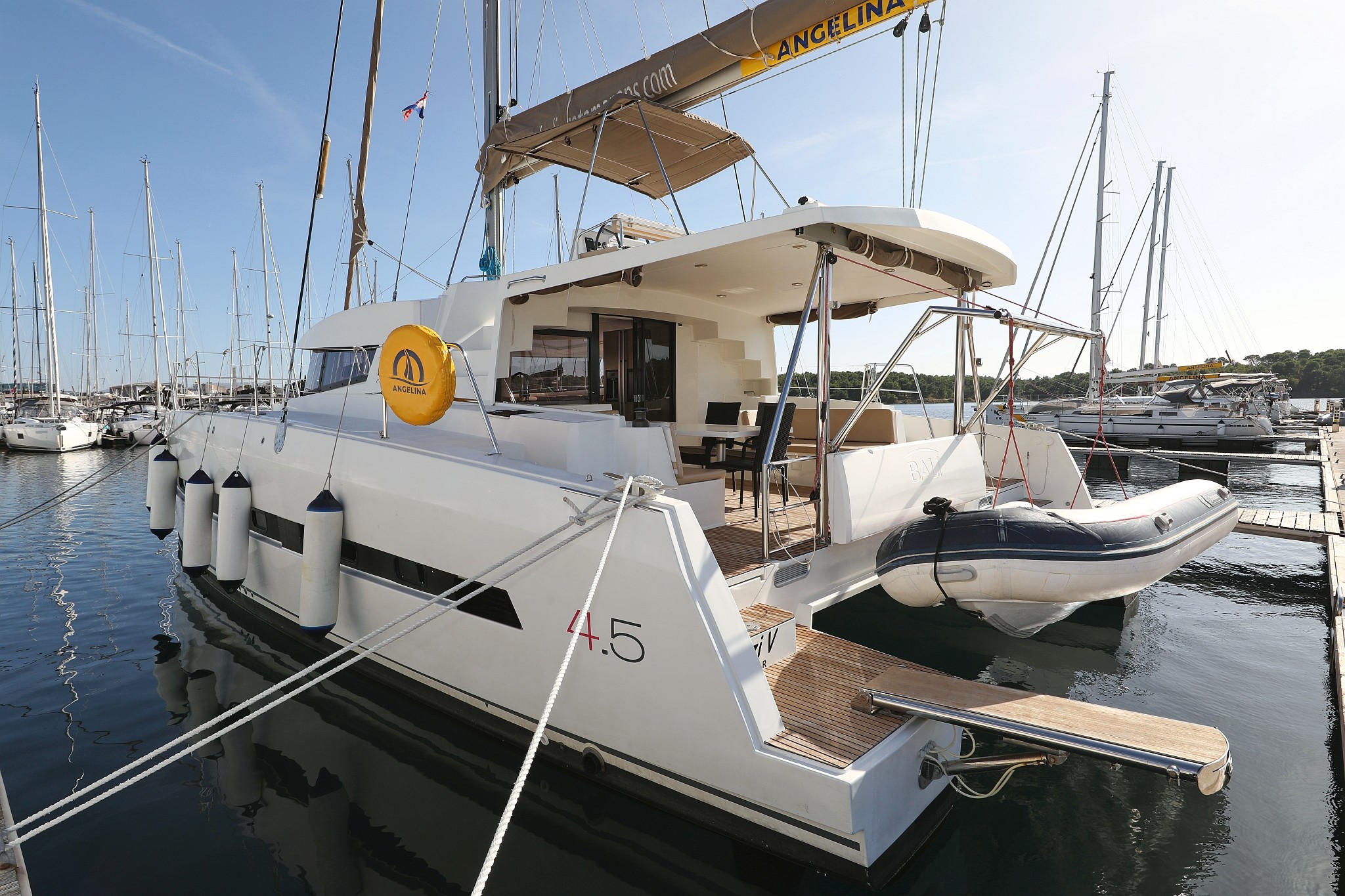 Bali 4.5, Rozi V | Yachtcharter Kroatien