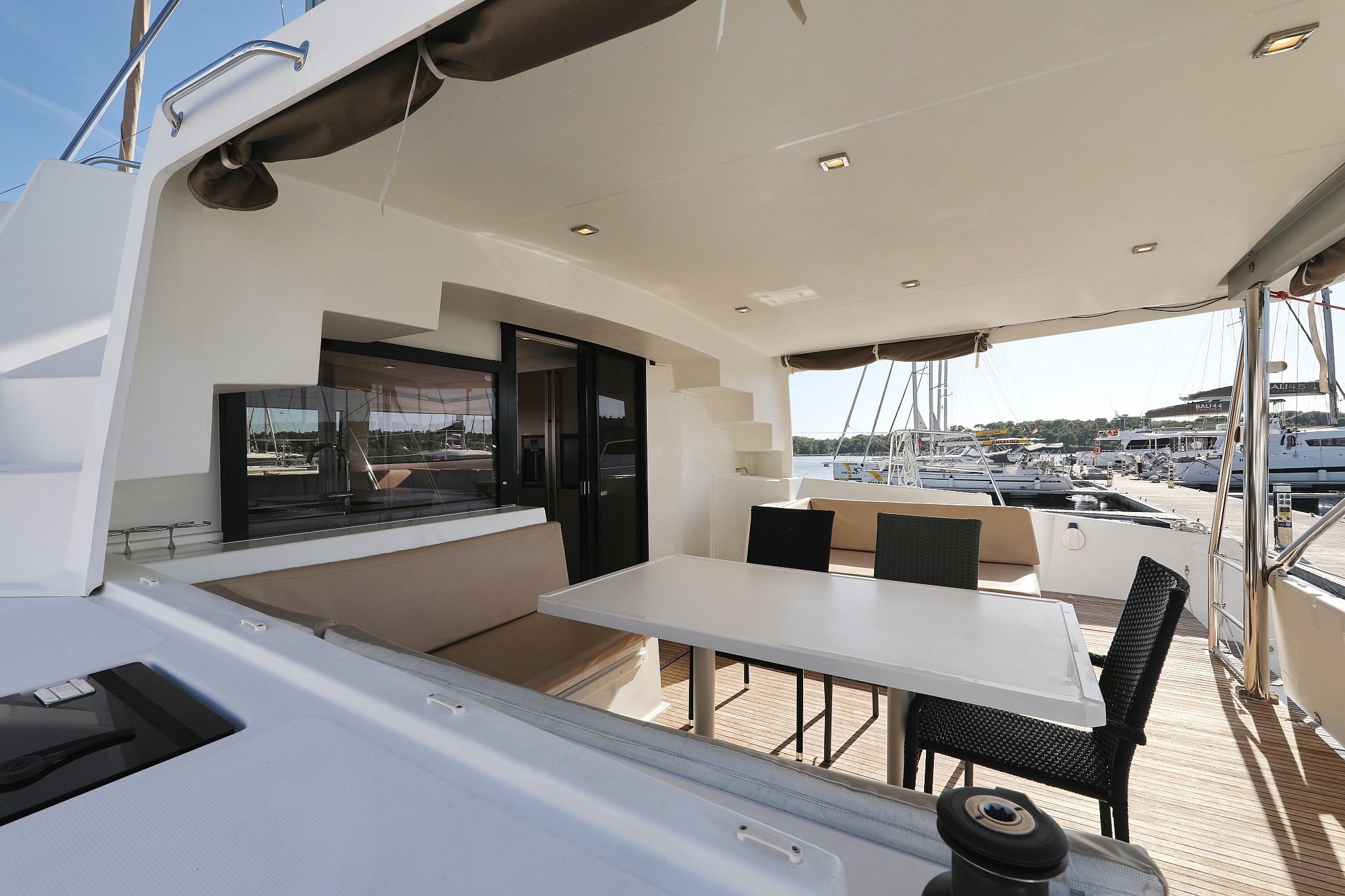 Bali 4.5, Rozi V | Yachtcharter Kroatien