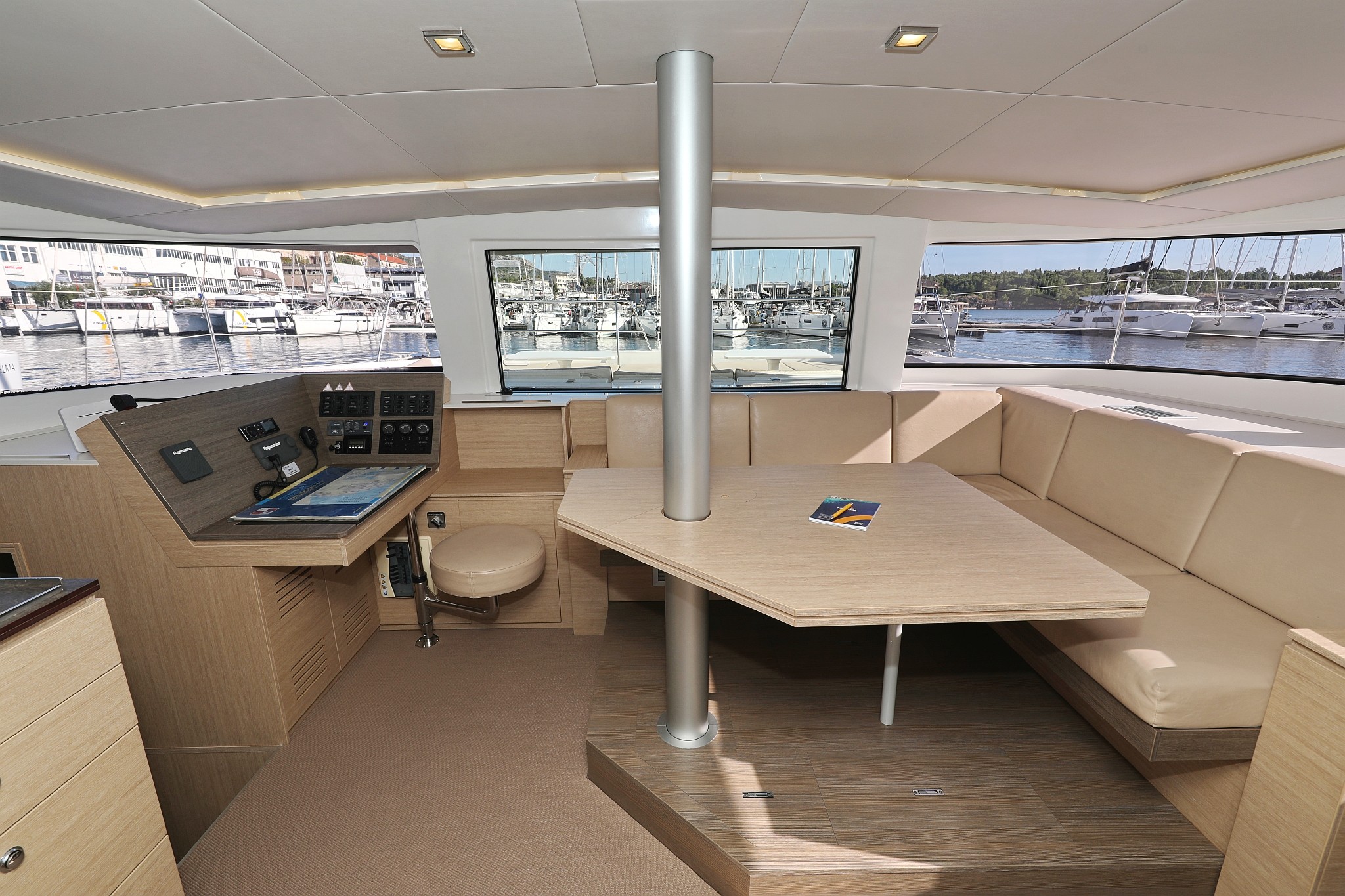 Bali 4.5, Rozi V | Yachtcharter Kroatien