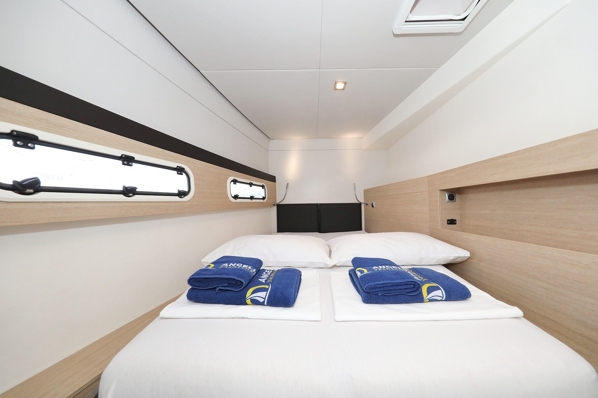 Bali 4.5, Rozi V | Yachtcharter Kroatien