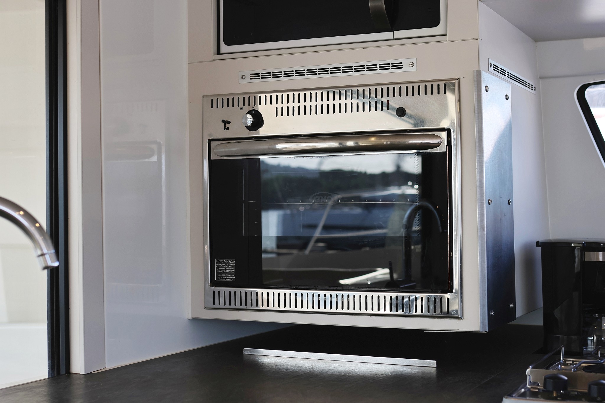 Bali 4.5, Rozi V | Yachtcharter Kroatien