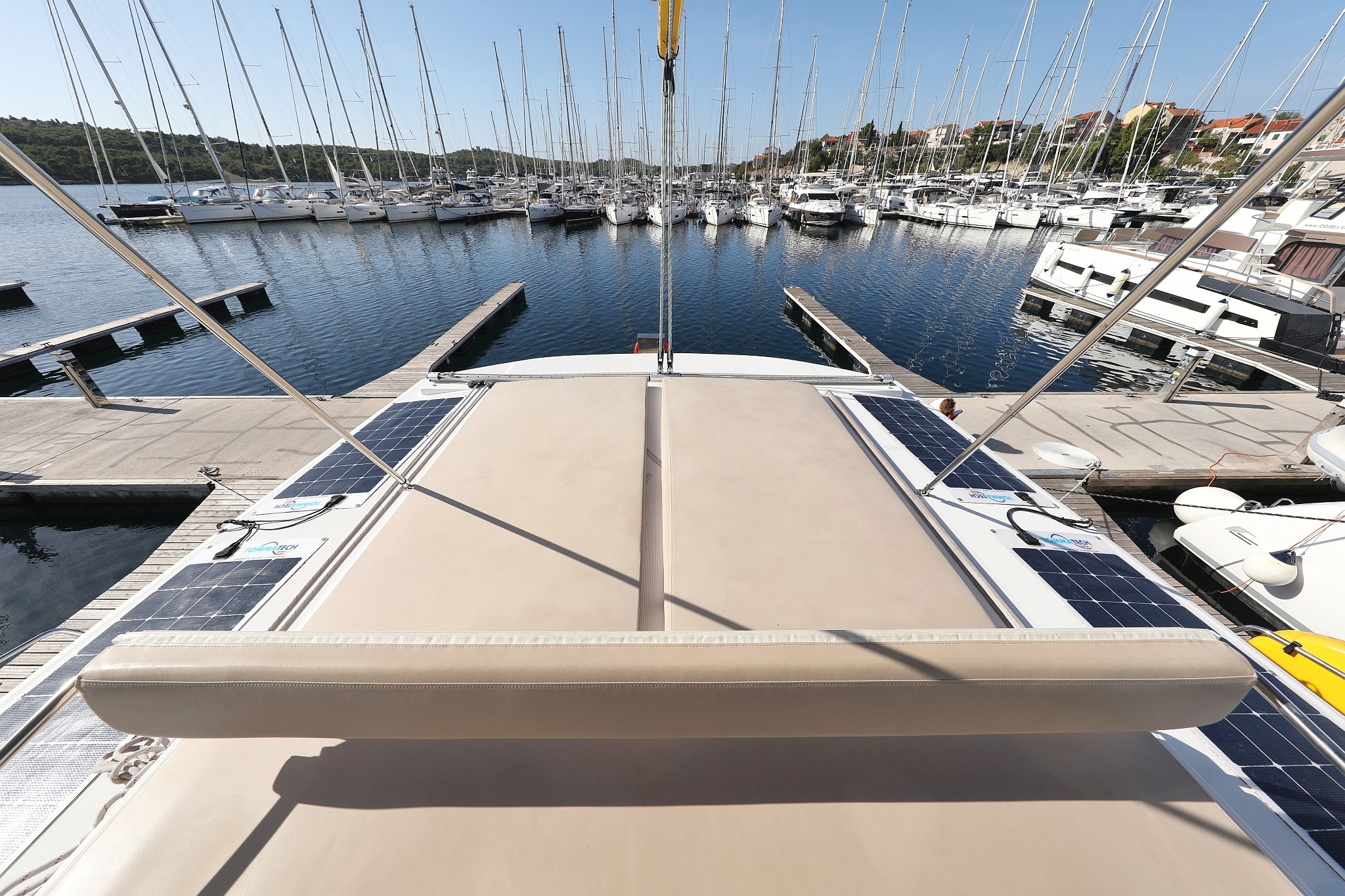 Bali 4.5, Rozi V | Yachtcharter Kroatien