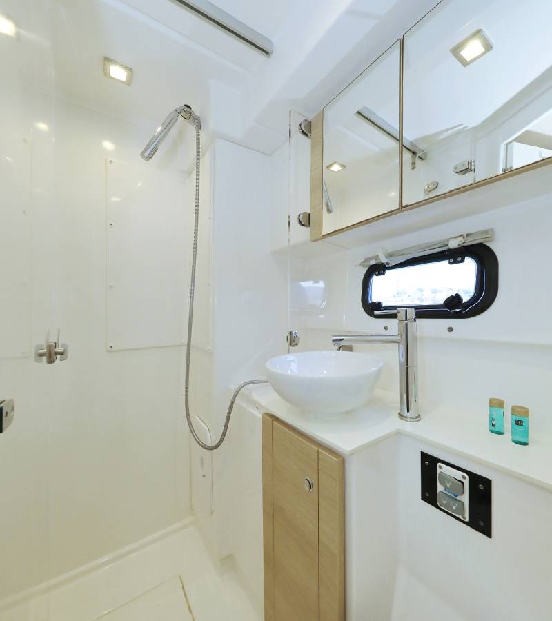 Bali 4.5, Sylvester | Yacht Charter Croatia