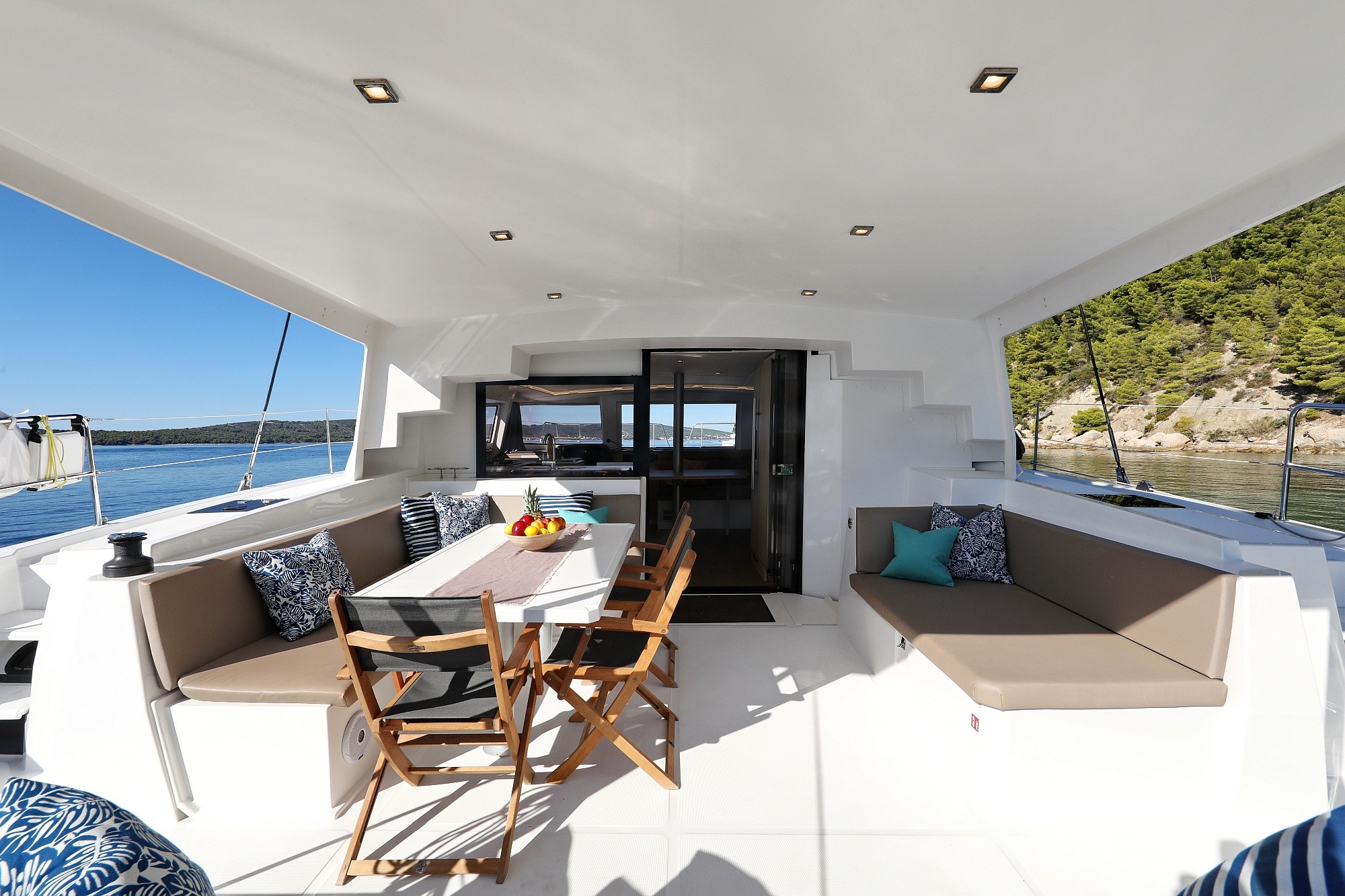 Bali 4.5, Chimaera | Yacht Charter Croatia