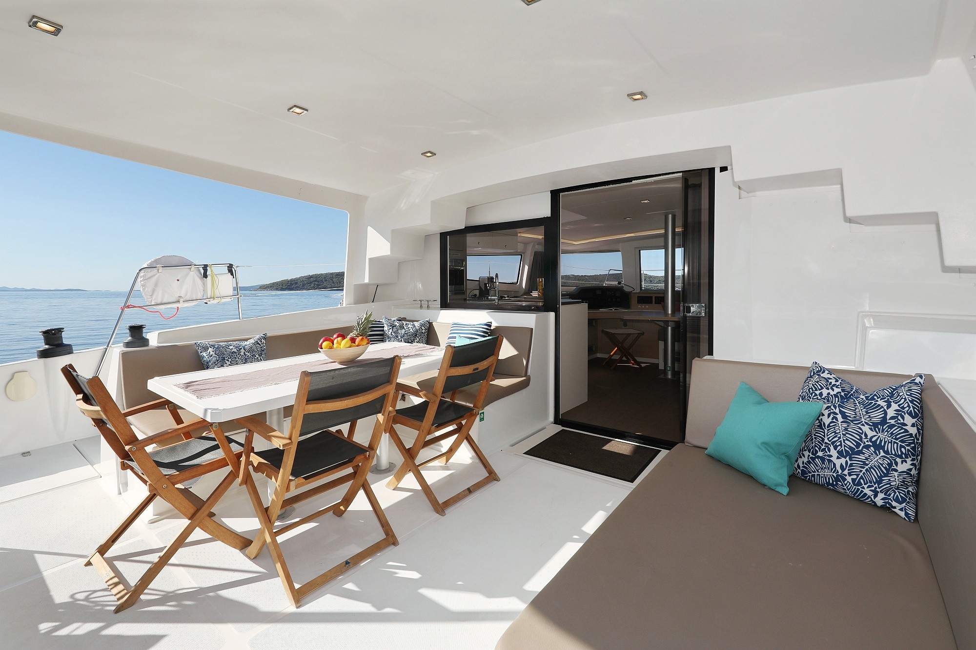 Bali 4.5, Chimaera | Yacht Charter Croatia