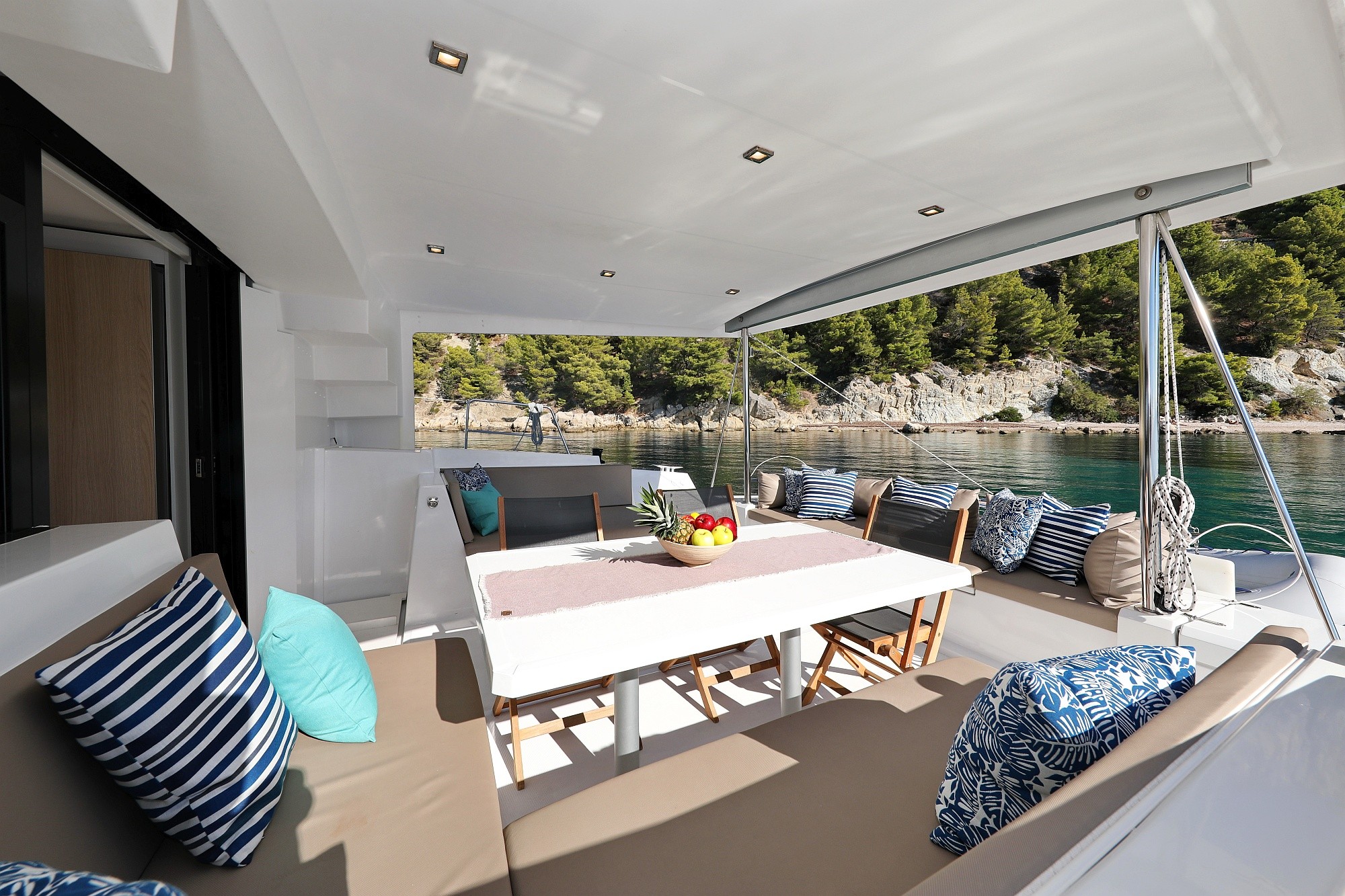 Bali 4.5, Chimaera | Yacht Charter Croatia