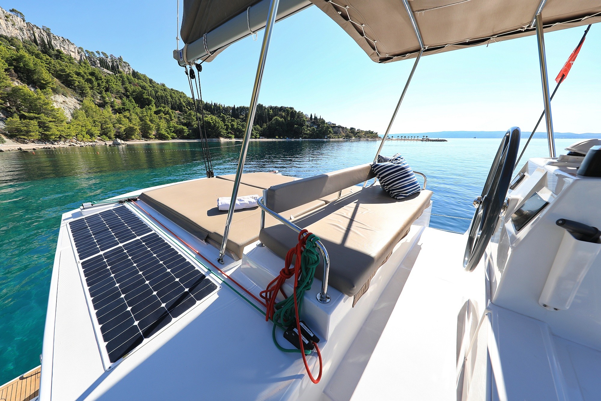 Bali 4.5, Chimaera | Yacht Charter Croatia