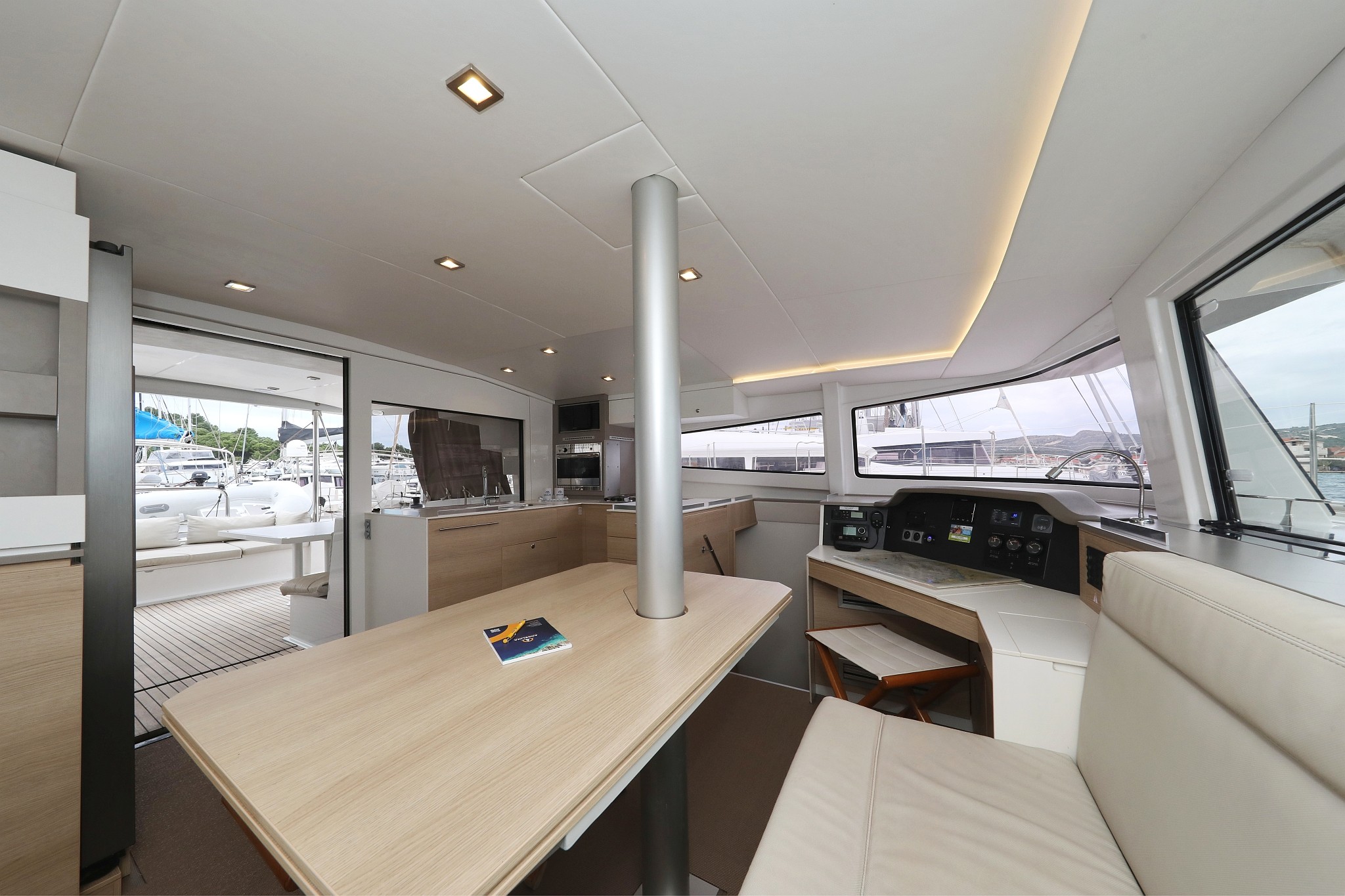 Bali 4.5, Pandora V | Yachtcharter Kroatien