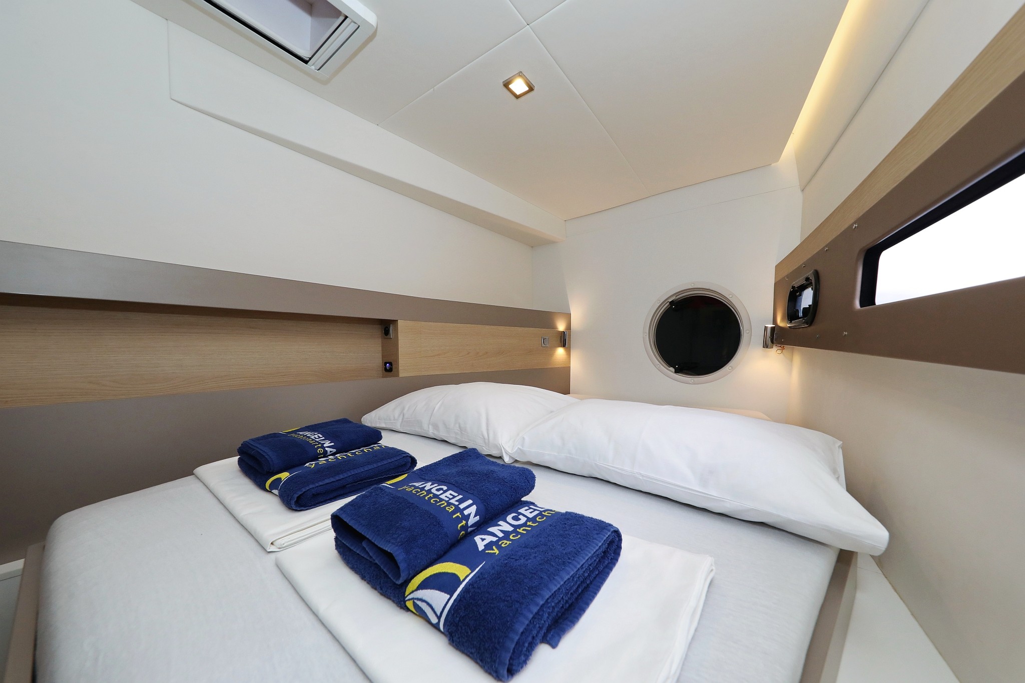 Bali 4.5, Pandora V | Yachtcharter Kroatien