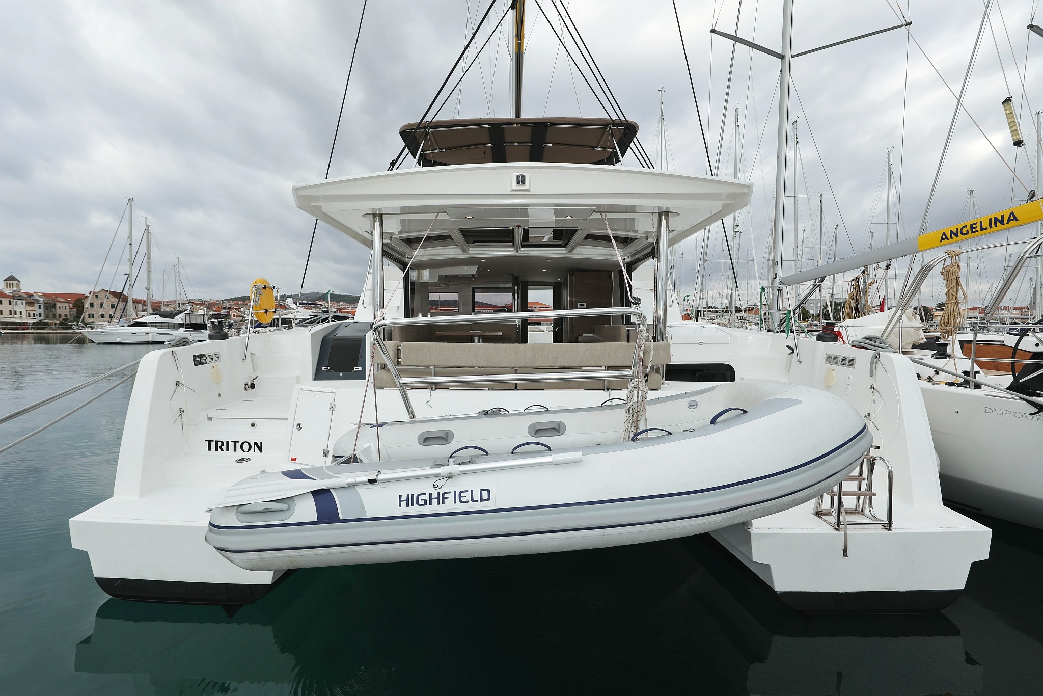 Bali 4.6, Triton | Yachtcharter Kroatien